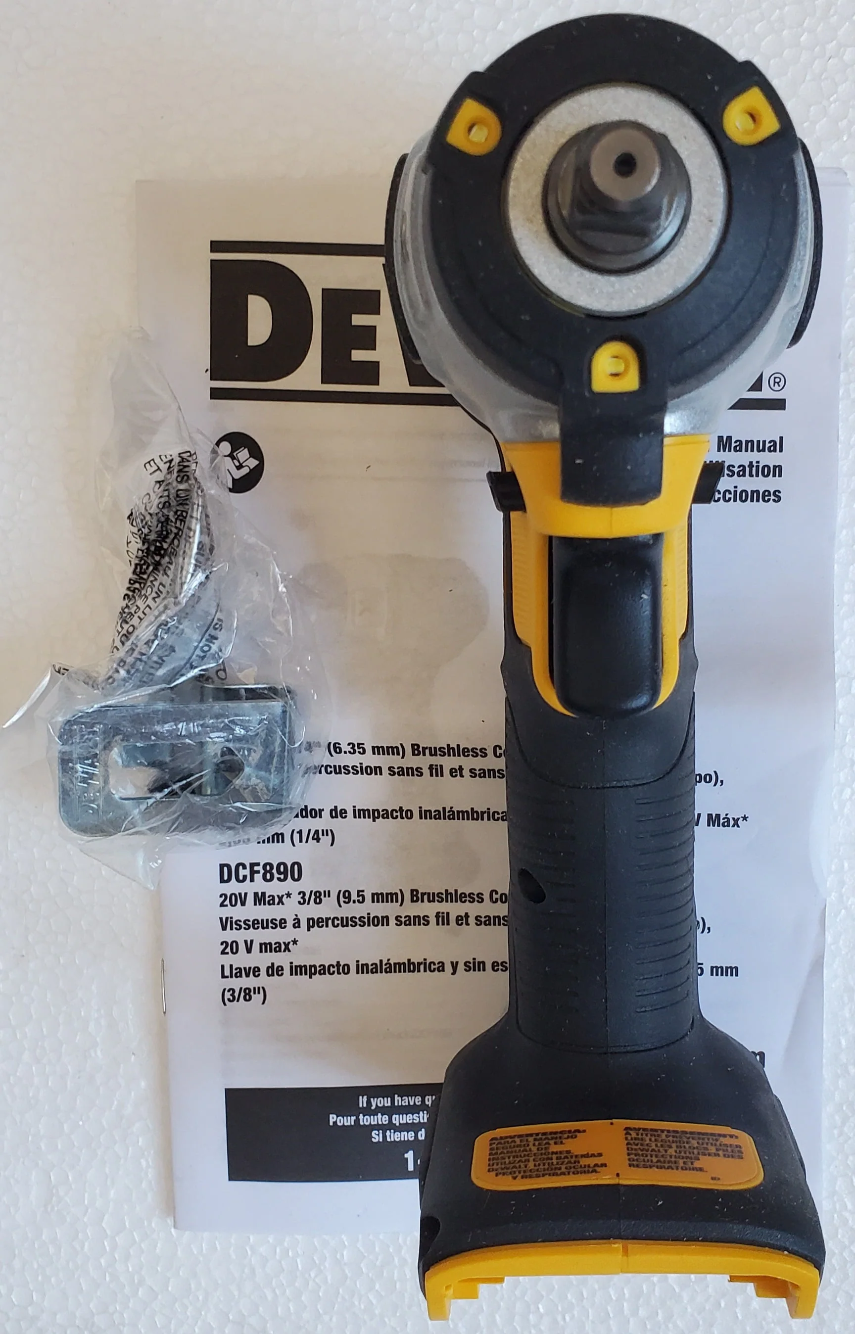 Dewalt DCF911B 20V MAX 1/2" Cordless Impact Wrench Image 3