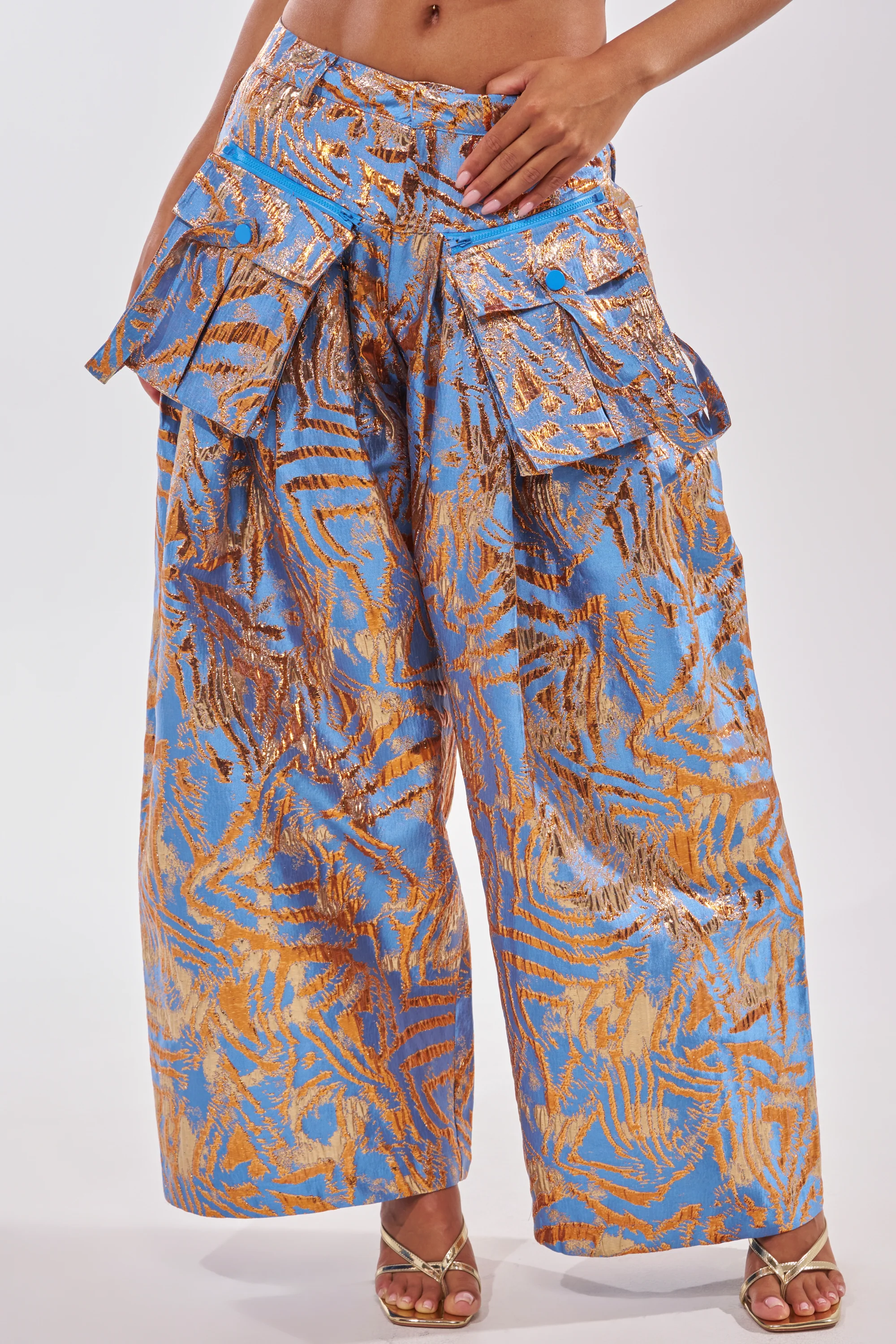 WAYS TO GO BROCADE TROUSER - Akira Store