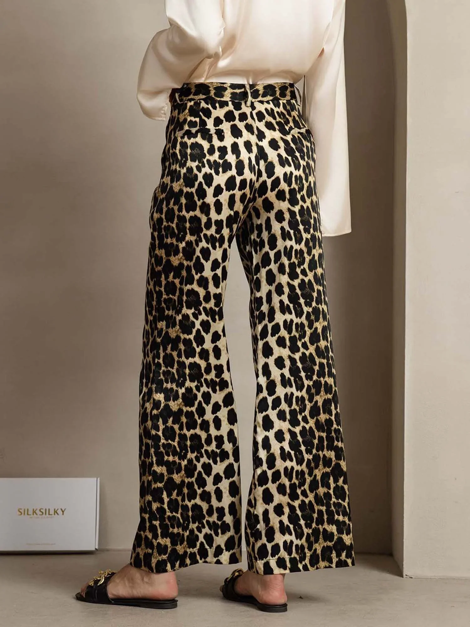 19Momme Silk Leopard Print Straight Leg Women's Pants With Side Pockets Design