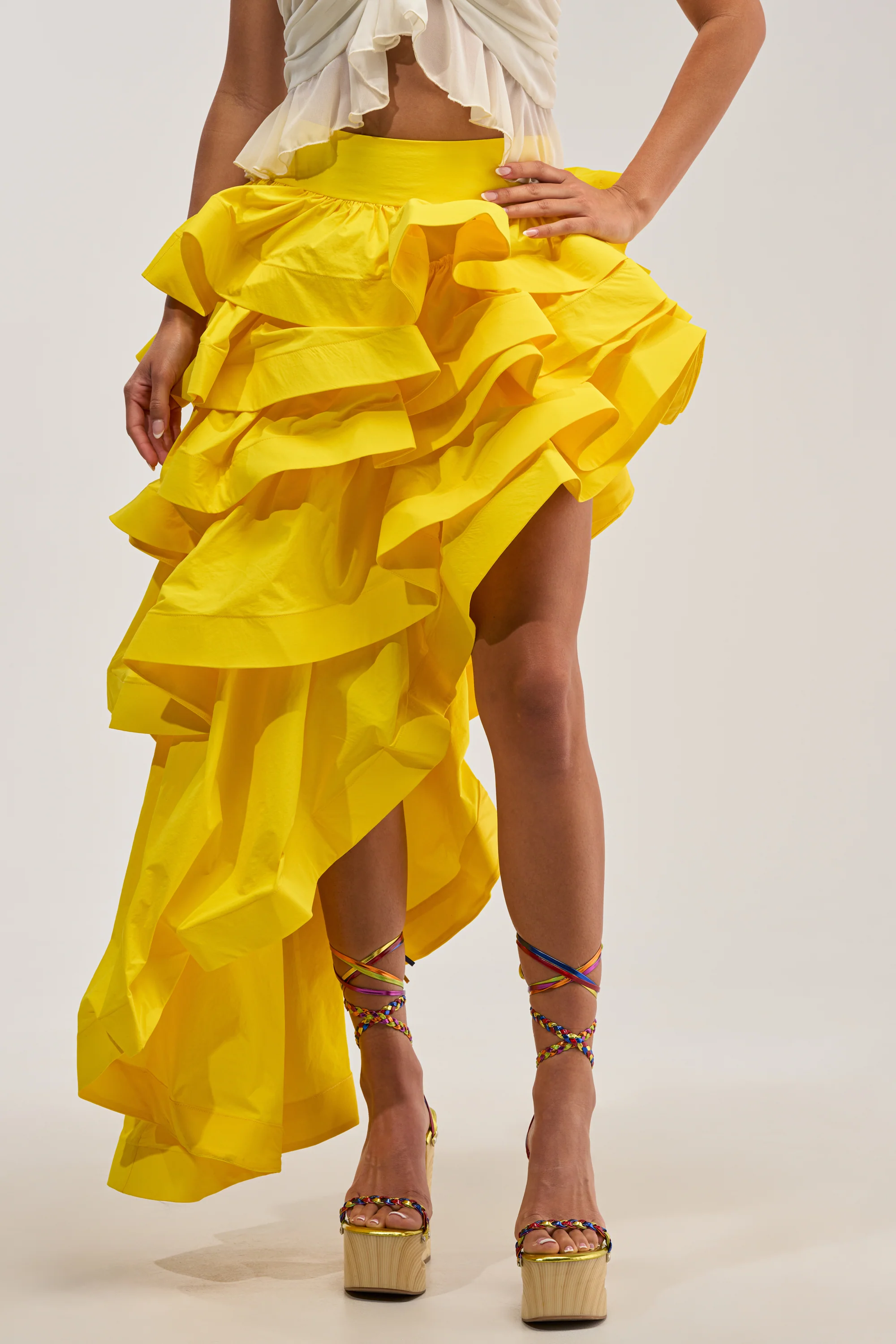 ELEGANT QUEEN ASYMMETRICAL SKIRT IN YELLOW - Akira Store