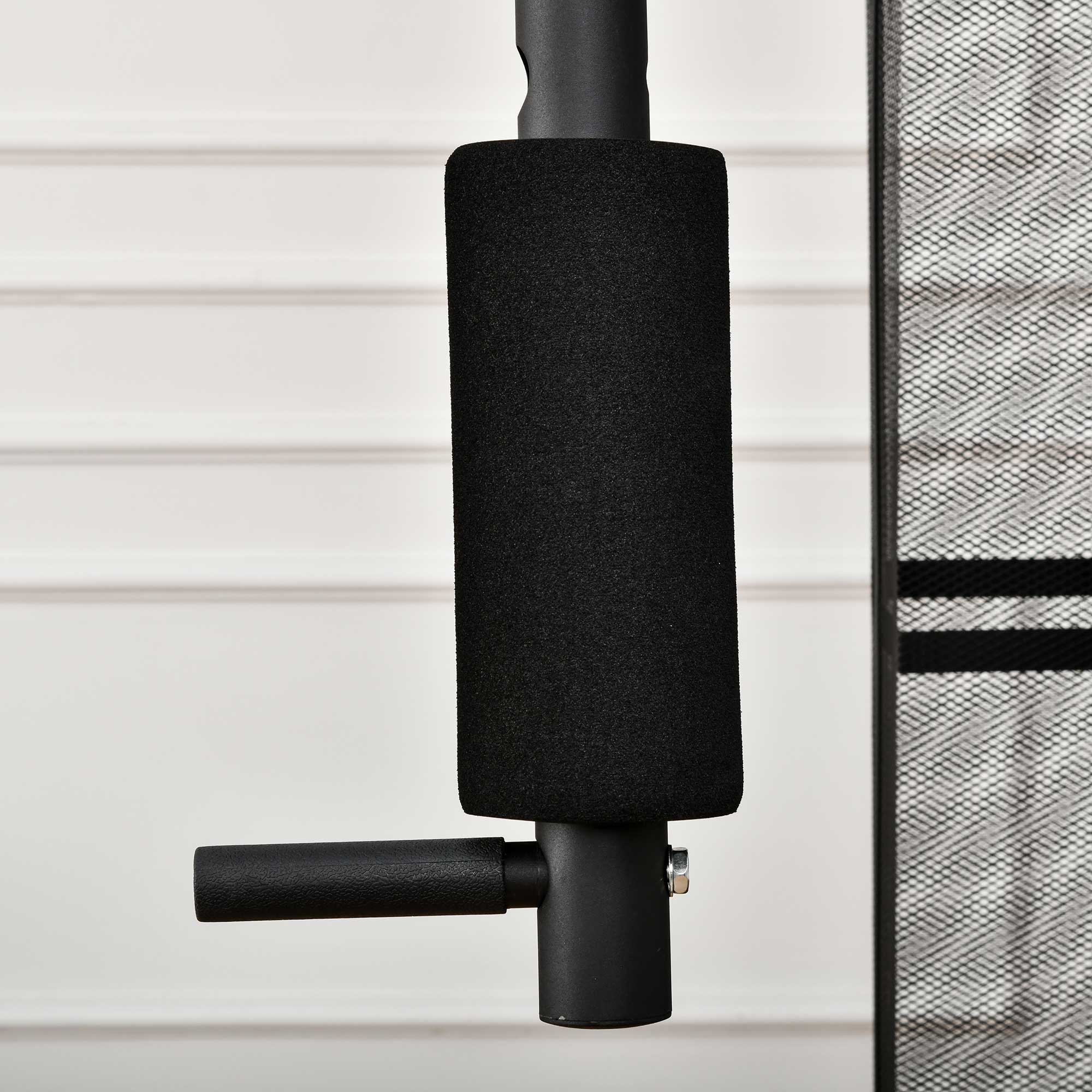 HOMCOM Gym Krachtstation Fitnessstation Multigym Fitnesscentrum Fitnessapparatuur incl. gewichten Latzug Beincurl Metaal PU-kunstleer zwart 150 x 110 x 210 cm