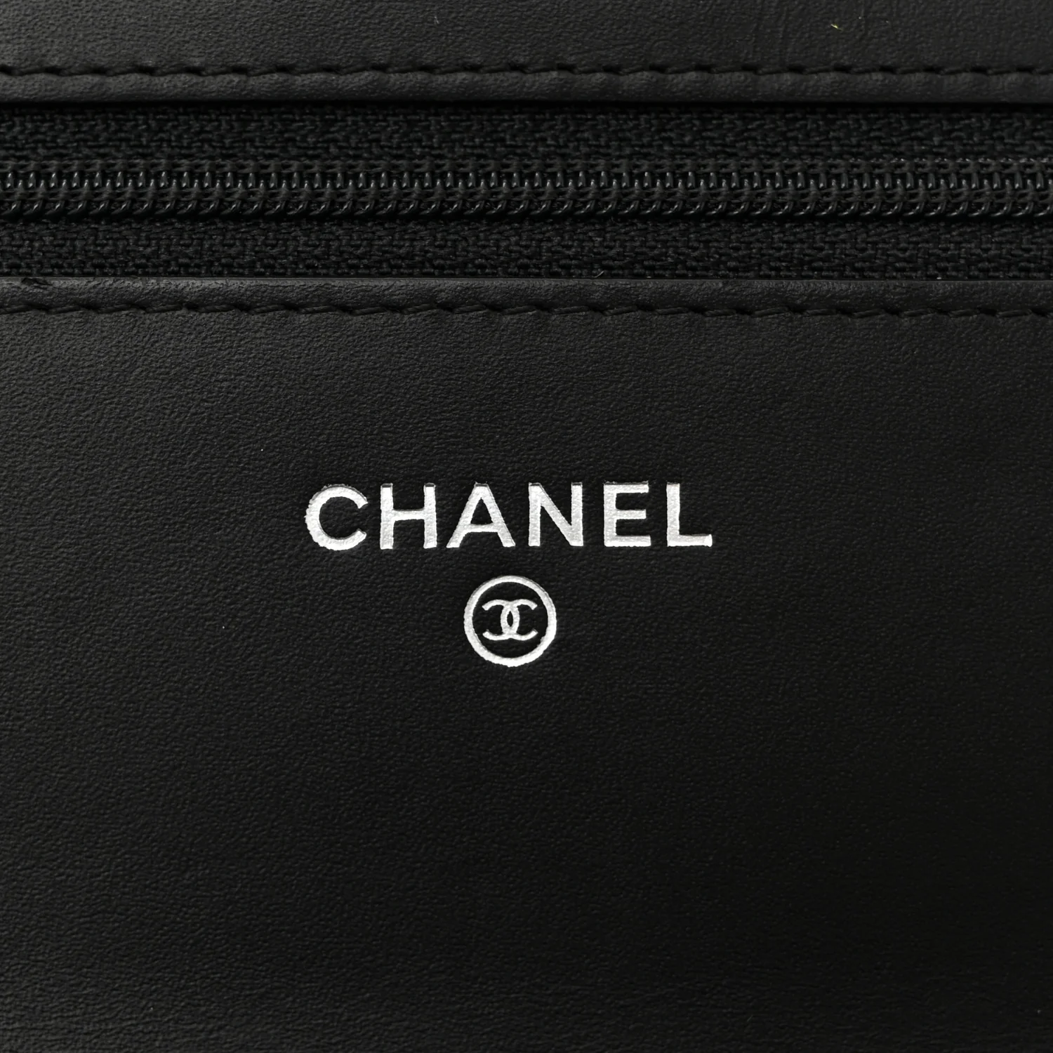 Patent Calfskin Quilted Reissue Wallet On Chain WOC So Black