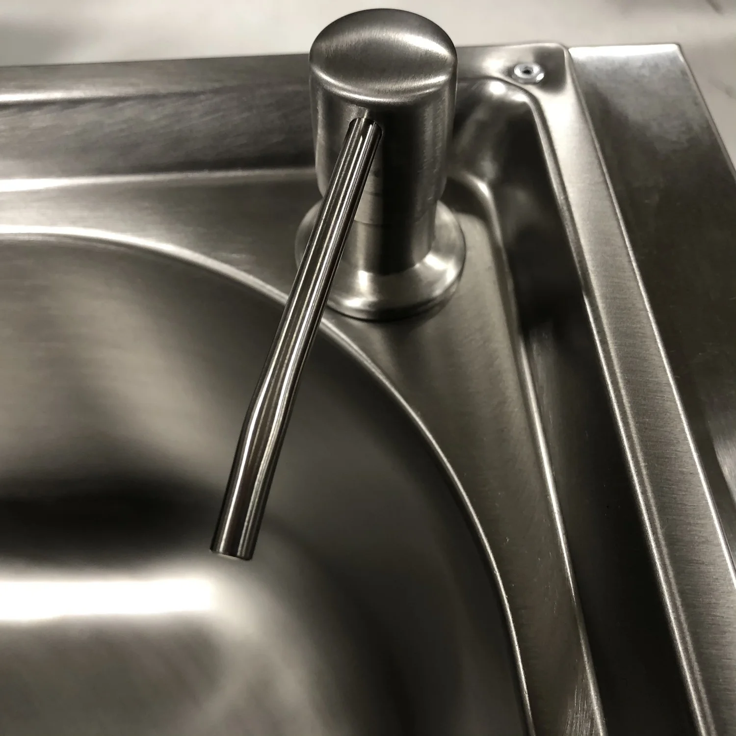 Econo Portable Sink (retractable) - Image 4