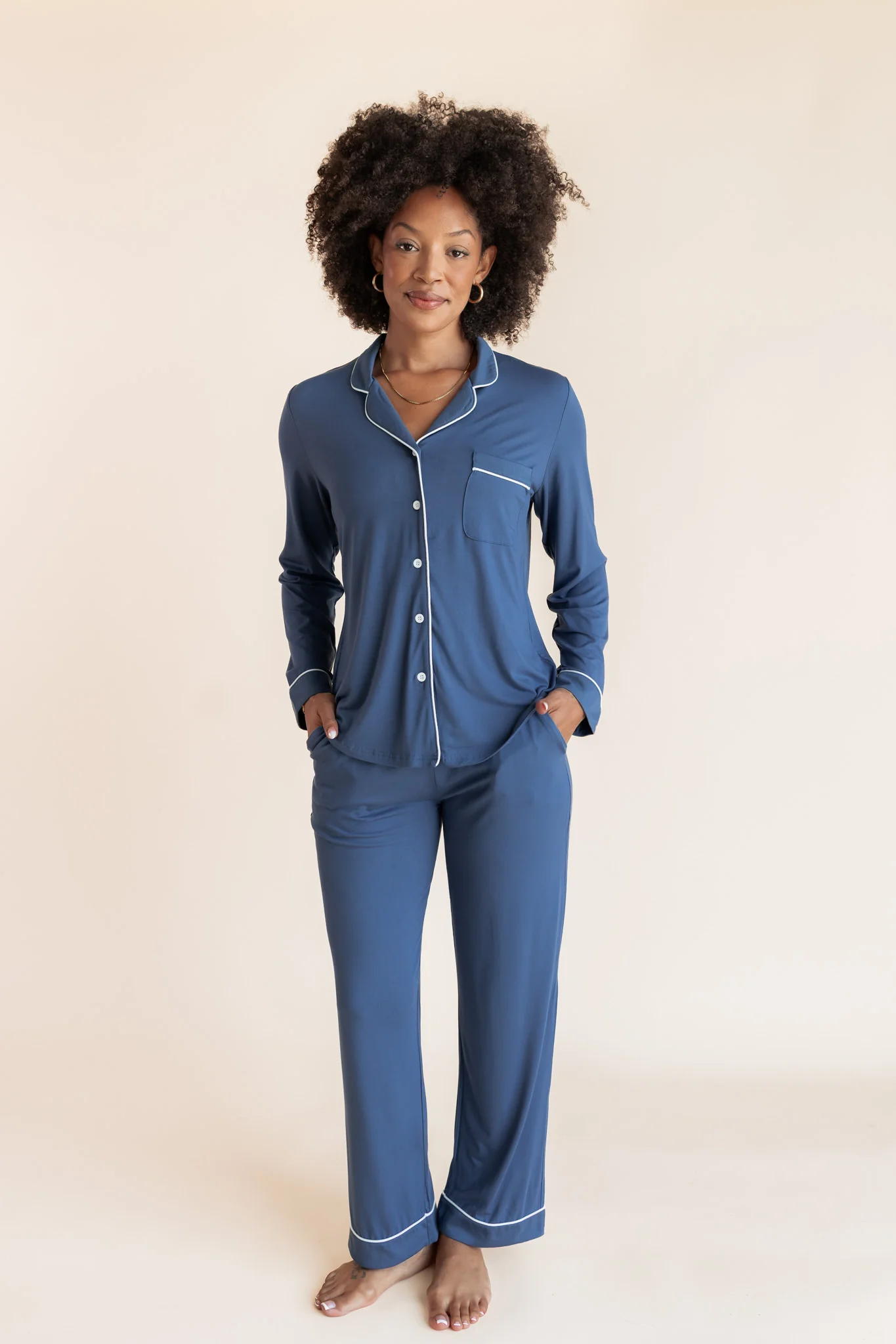 Long-Sleeved Women's Pajama Set in Oxford