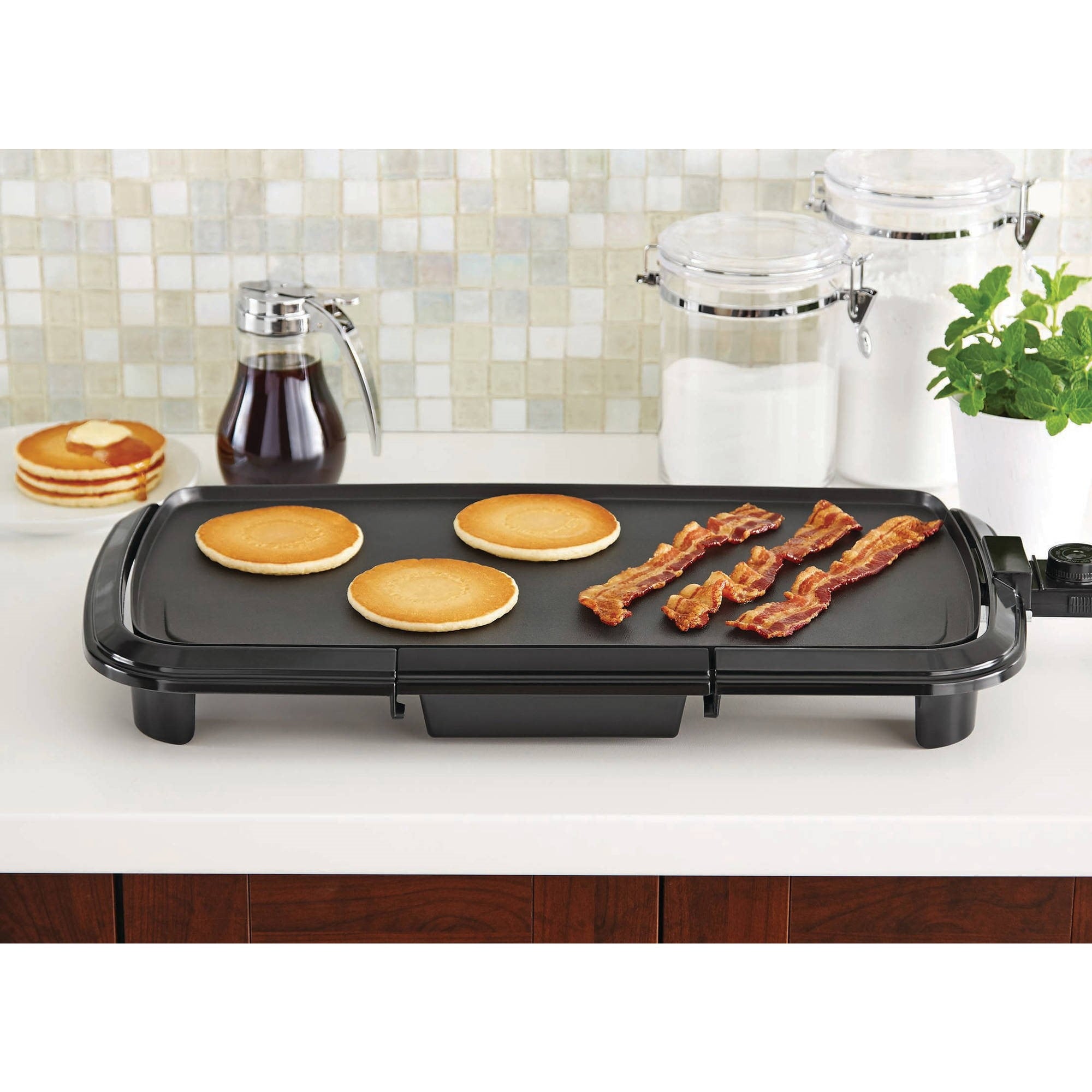 Dishwasher-Safe 20 Black Griddle with Adjustable Temperature Control