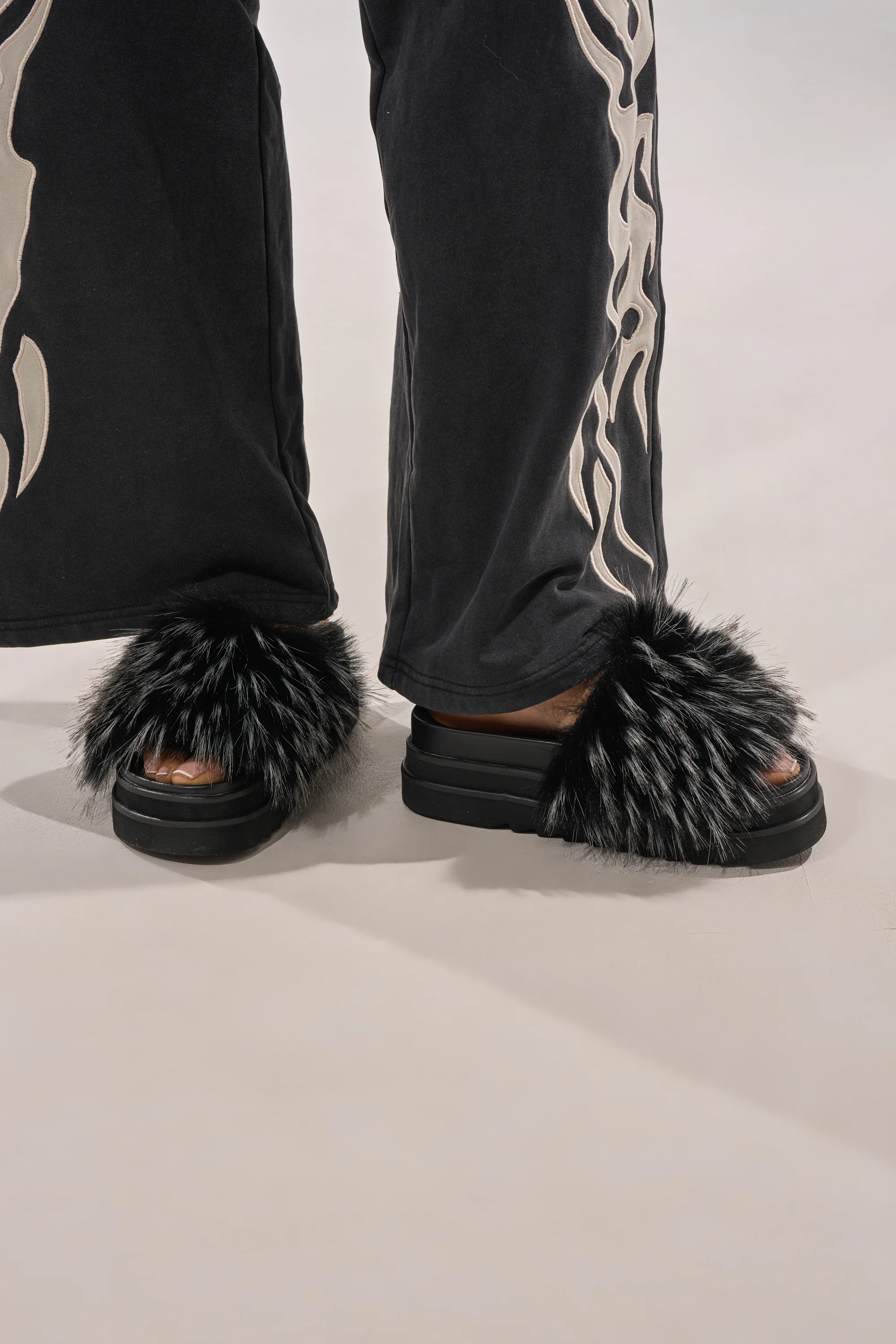 AKIRA MIRAY BLACK MULTI FUR SLIDE - Akira Store
