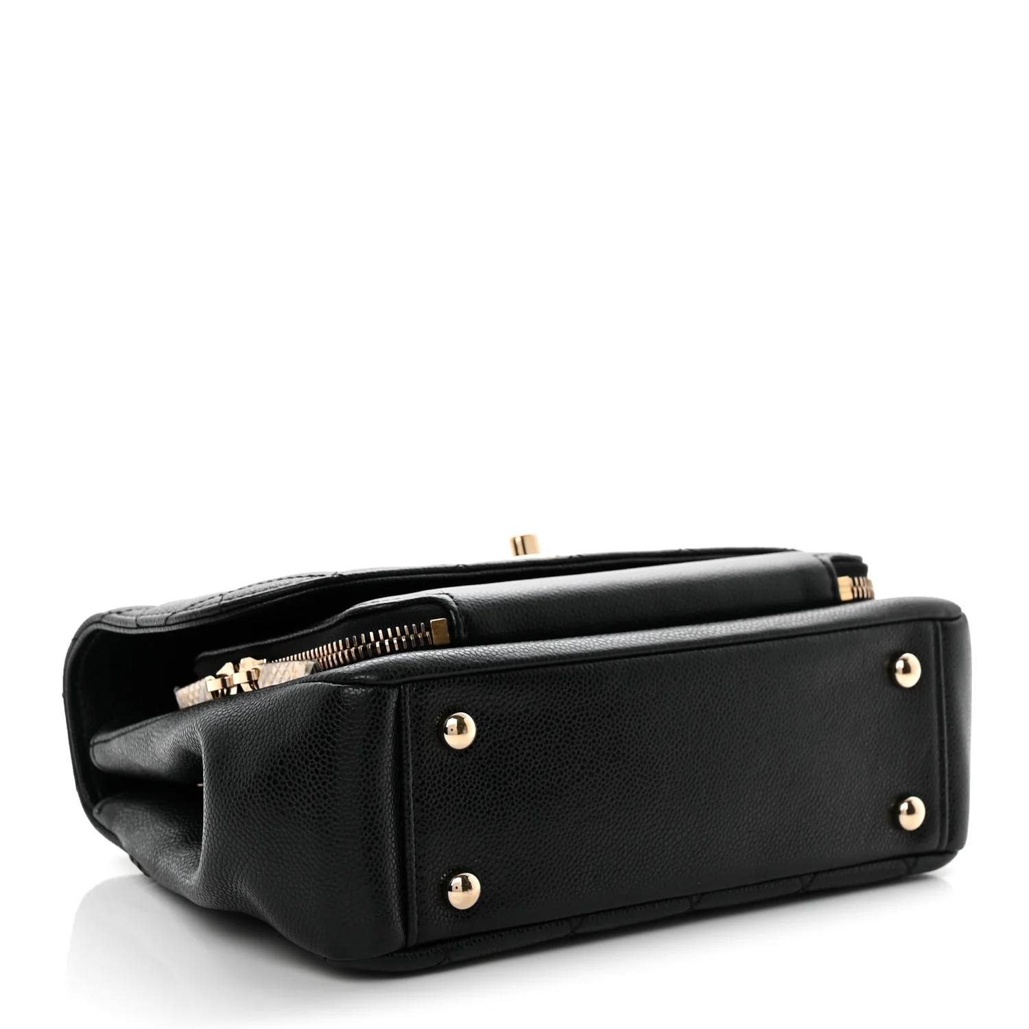 Caviar Quilted Medium Business Affinity Flap Black