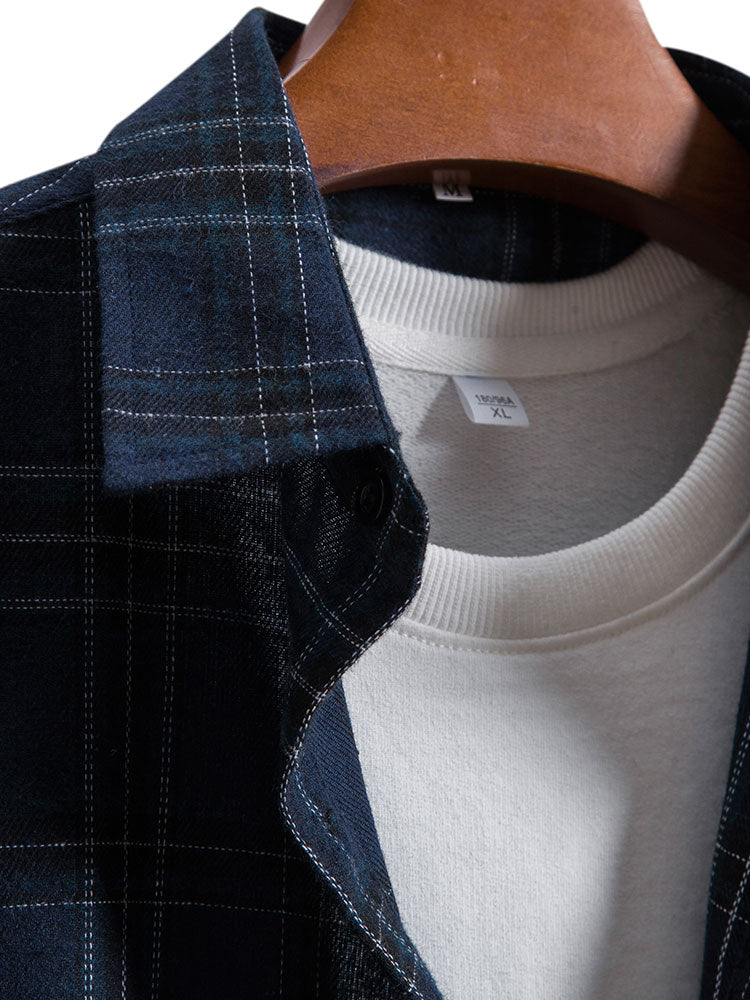 Chemise à carreaux à manches longues avec poche