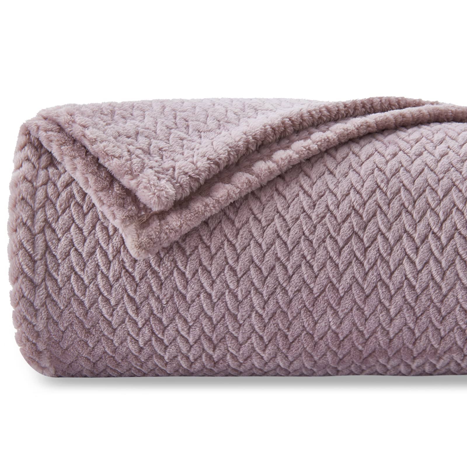 NEWCOSPLAY Super Soft Throw Blanket Light Purple Premium Silky Flannel Fleece Leaves Pattern Lightweight Bed Blanket All Season