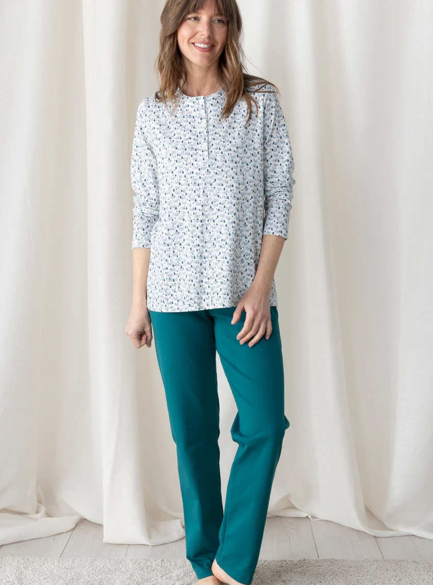 Pyjama femme en maille jersey sapins verts