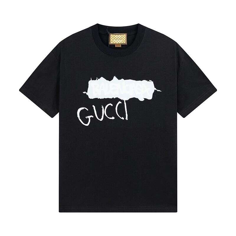 【Gucci 】（グッチ）男女兼用、ご好評に付き再入荷！Tシャツ
