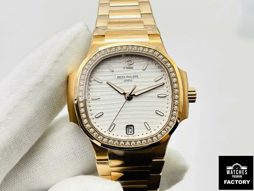 Patek Philippe Nautilus Ladies 7118 / 1200R-001 3K Factory Diamond-Set Bezel