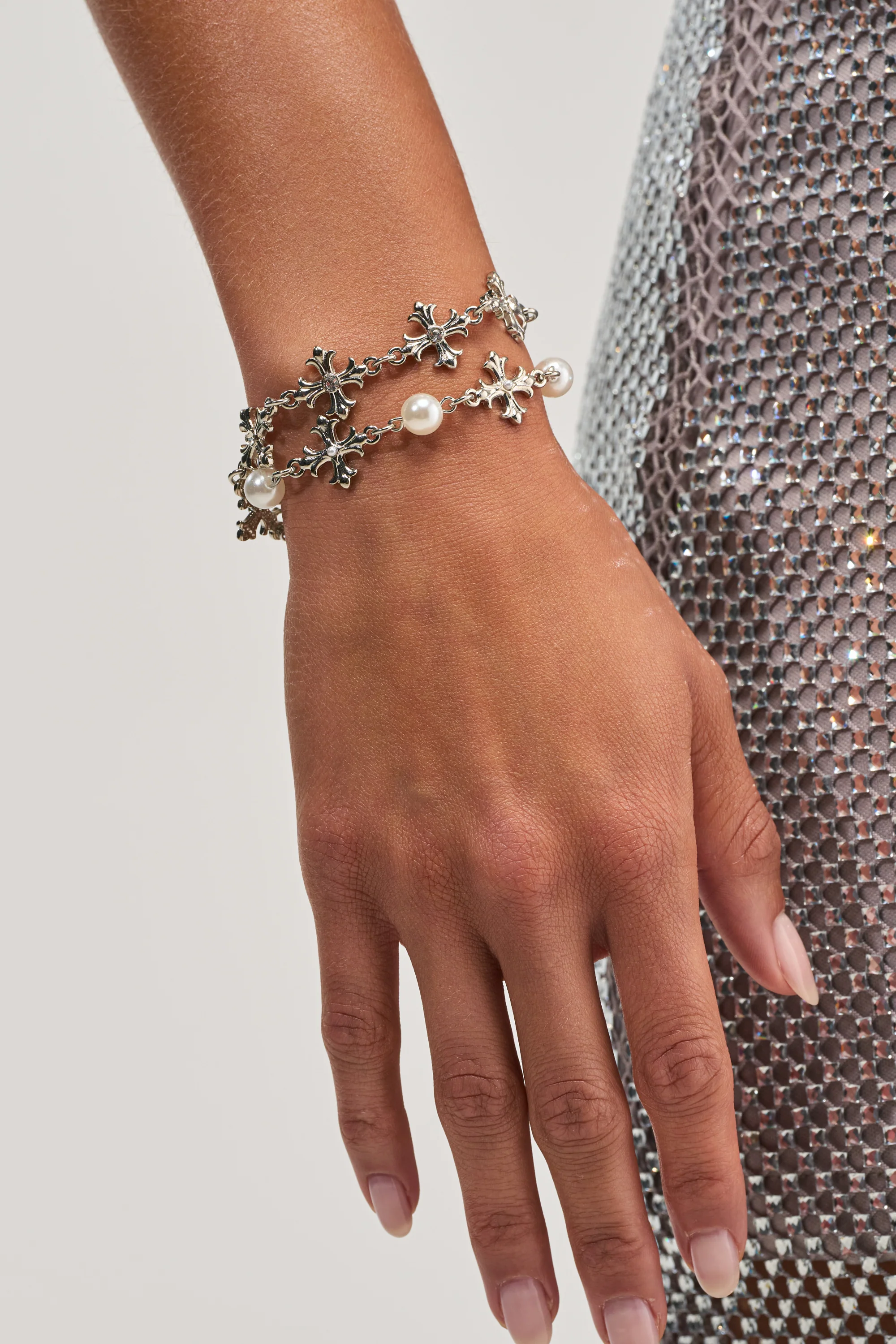 TOO LIT BRACELET SET - Akira Store
