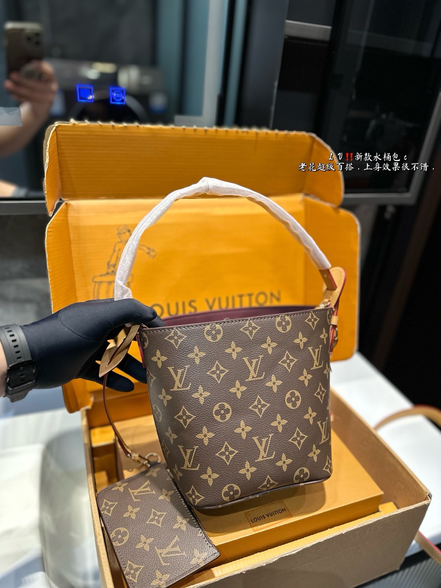 Louis new arrival ALL IN BB bucket bag size:17 * 18.5 cm