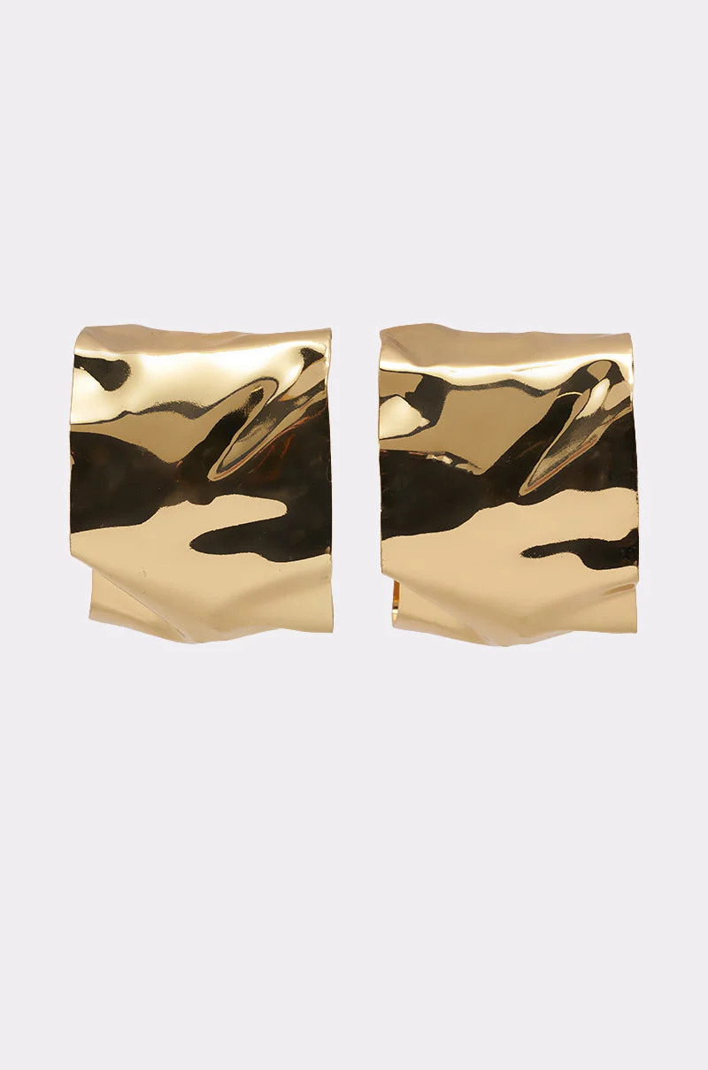 BENT OUTTA SHAPE EARRING IN GOLD - Akira Store
