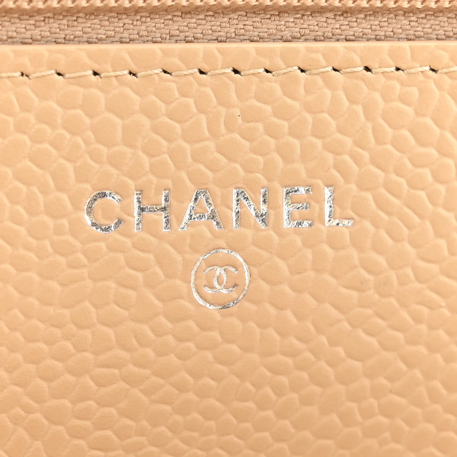 Caviar Quilted Wallet on Chain WOC Beige