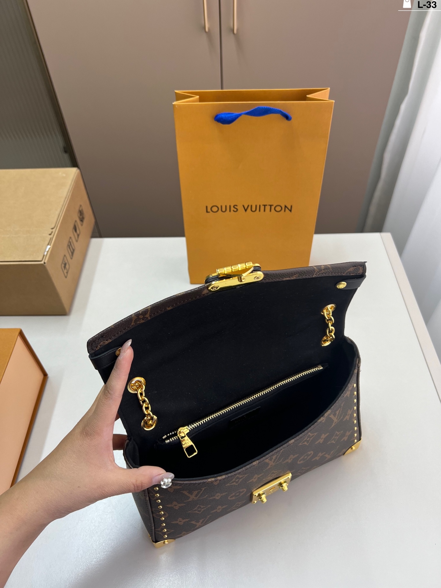 Louis new arrival Trunkie bag size: 26*15 cm