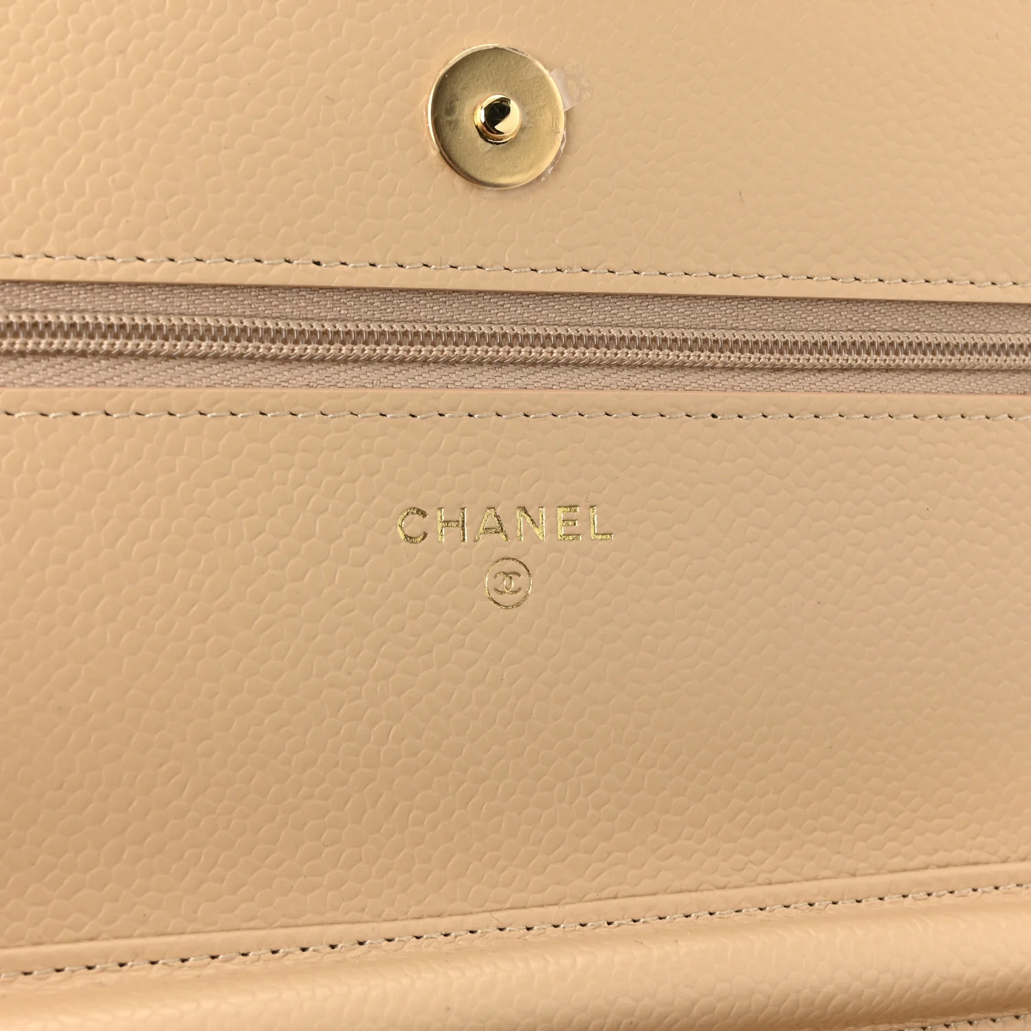 Caviar Quilted Wallet on Chain WOC Beige