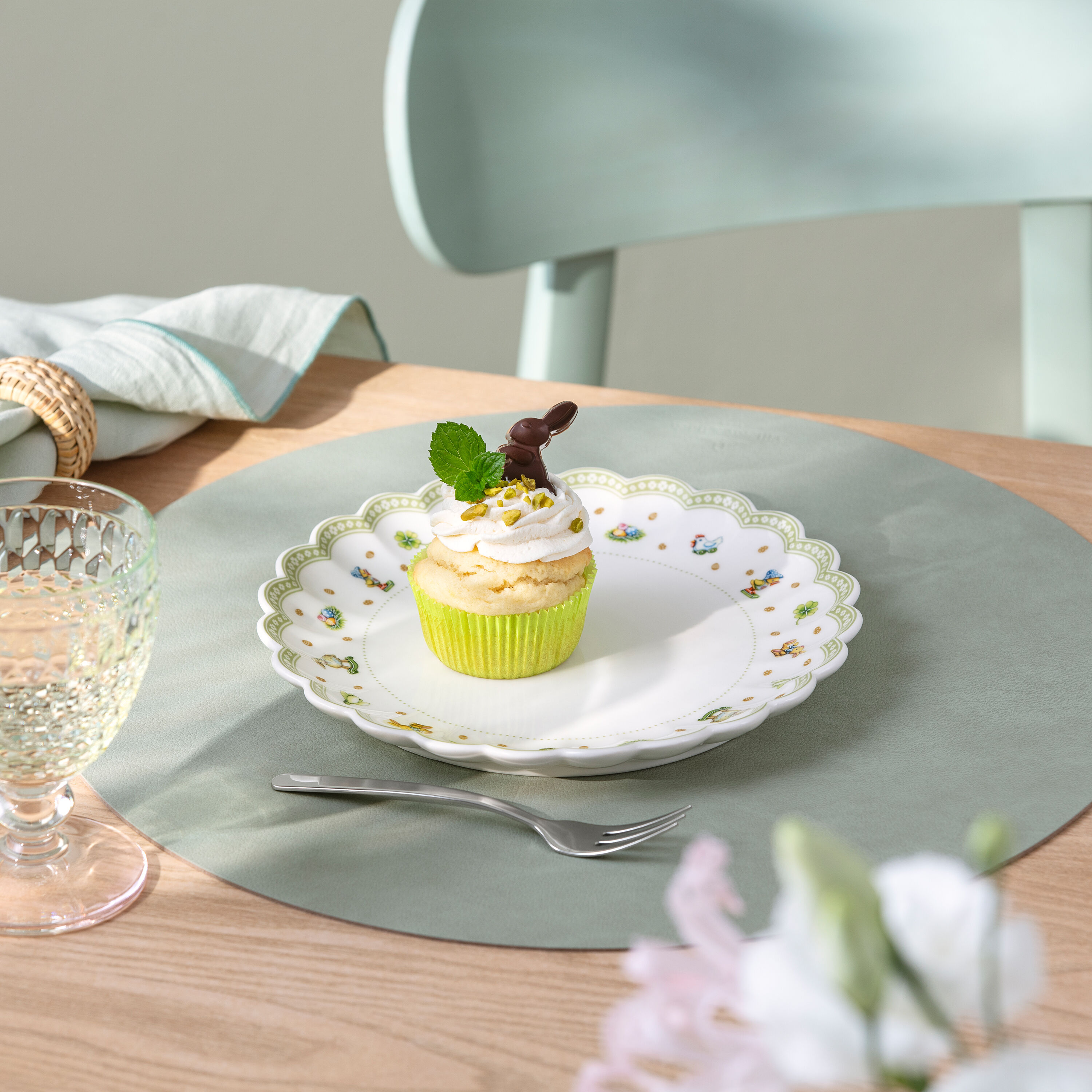 Easter Delight Salad/ Dessert Plate - Green, 8.7'', Premium Porcelain