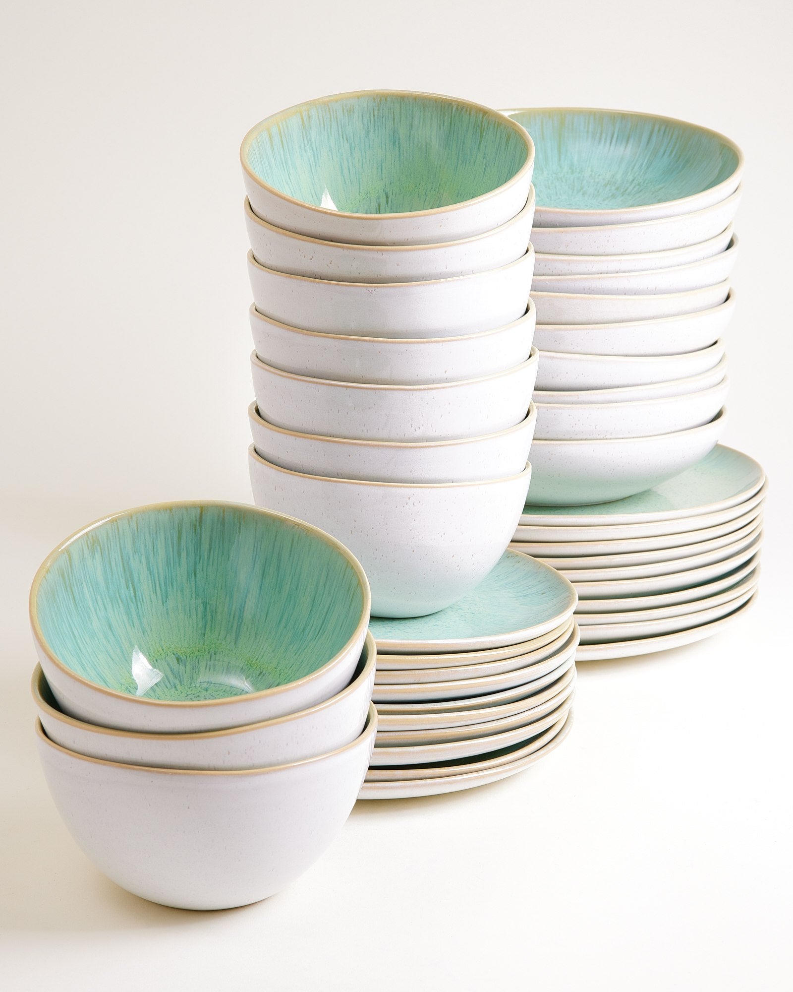 AREIA - TABLEWARE SET CLASSIC MINT 40 PIECES