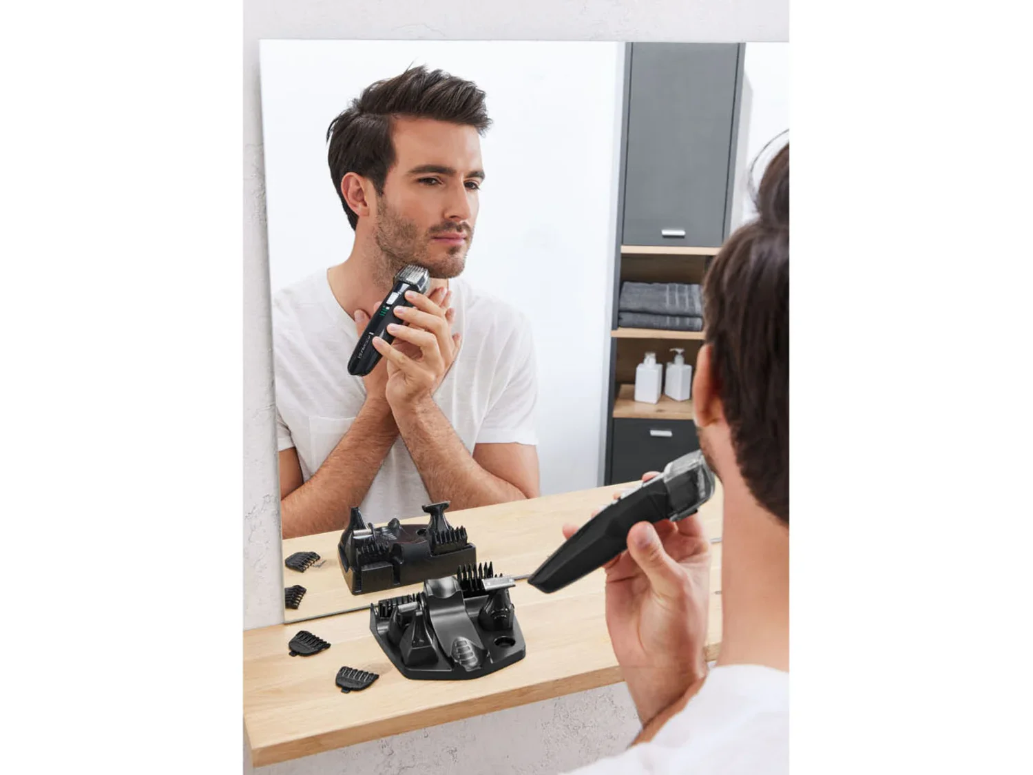 REMINGTON Tondeuse Edge Personal Groomer PG6032