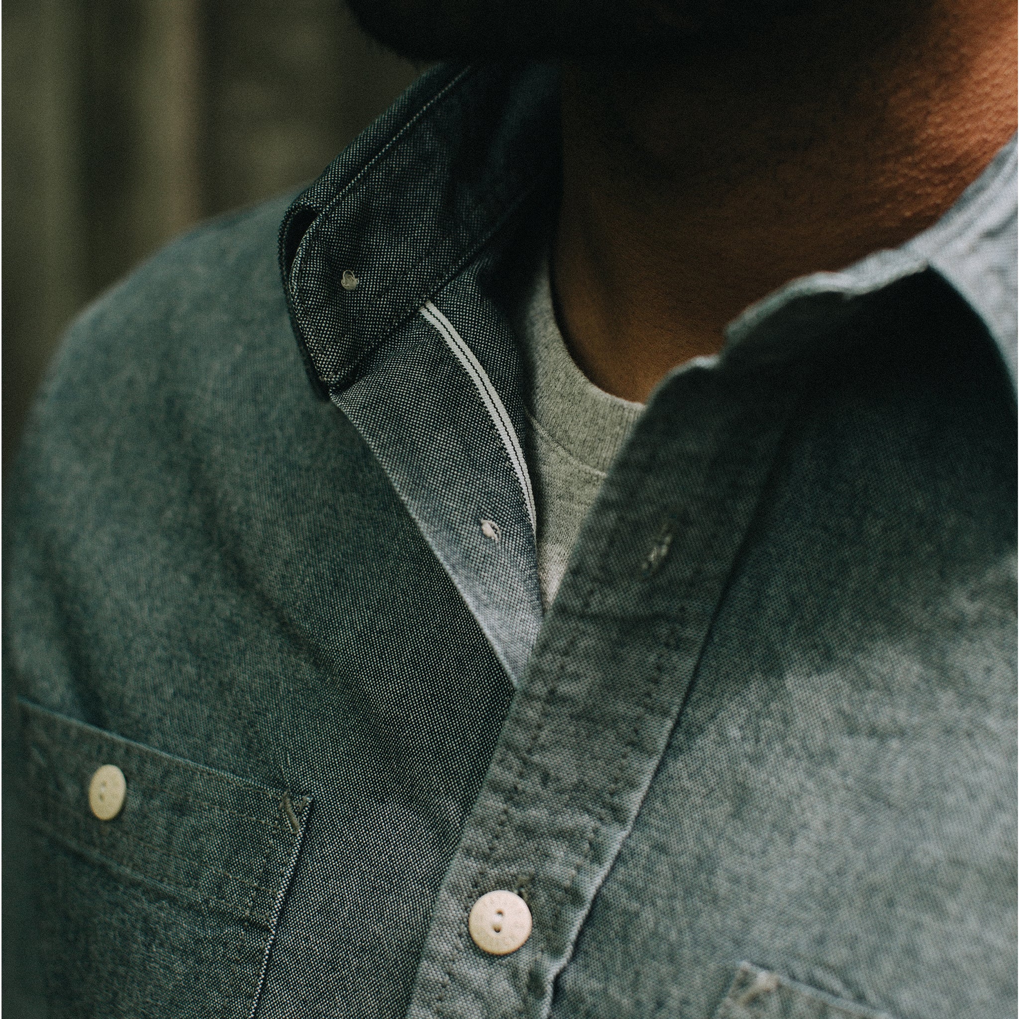Chemise utilitaire en chambray lisière délavée