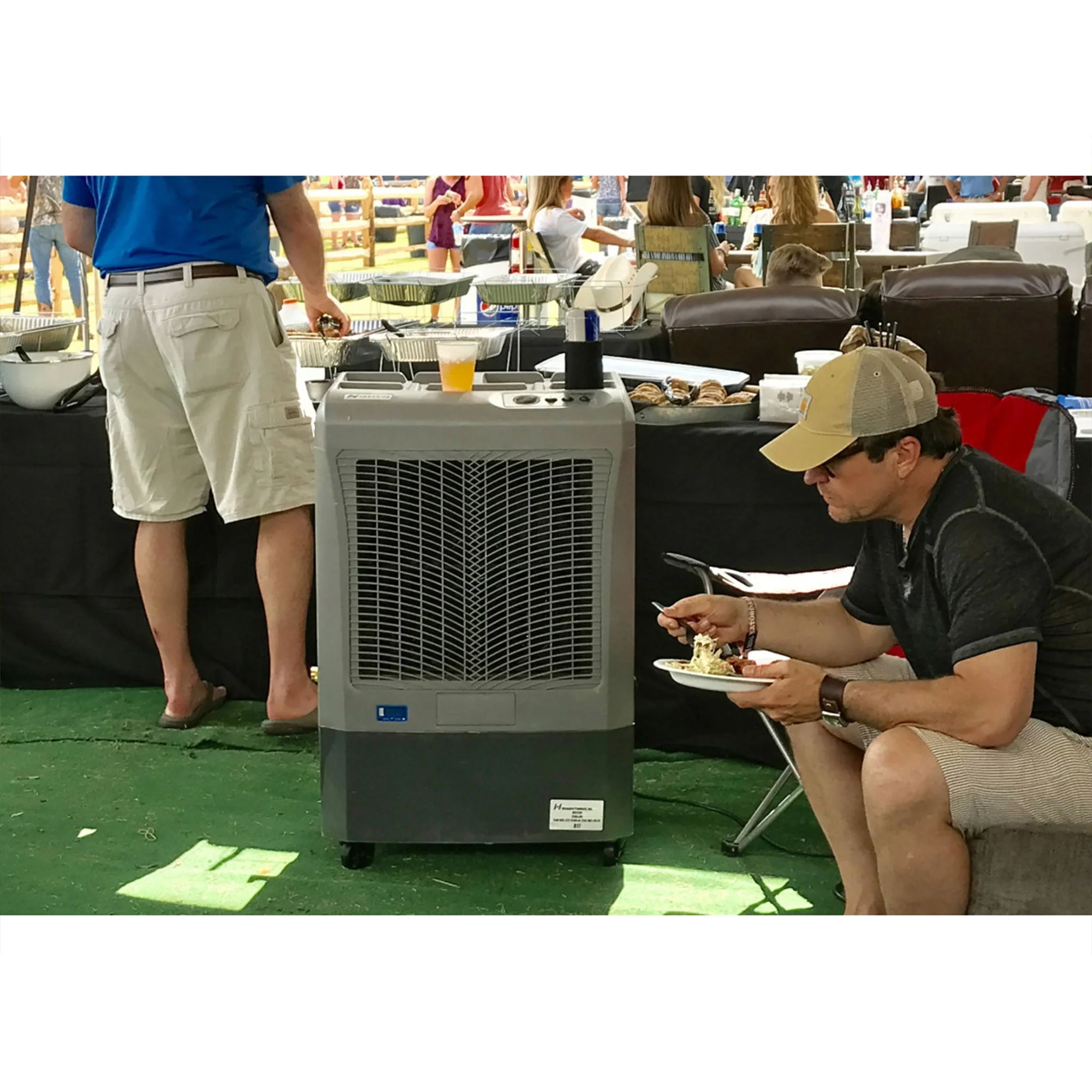 MC37M Indoor/Outdoor Portable 950 Sq Ft Evaporative Air Cooler Image 6