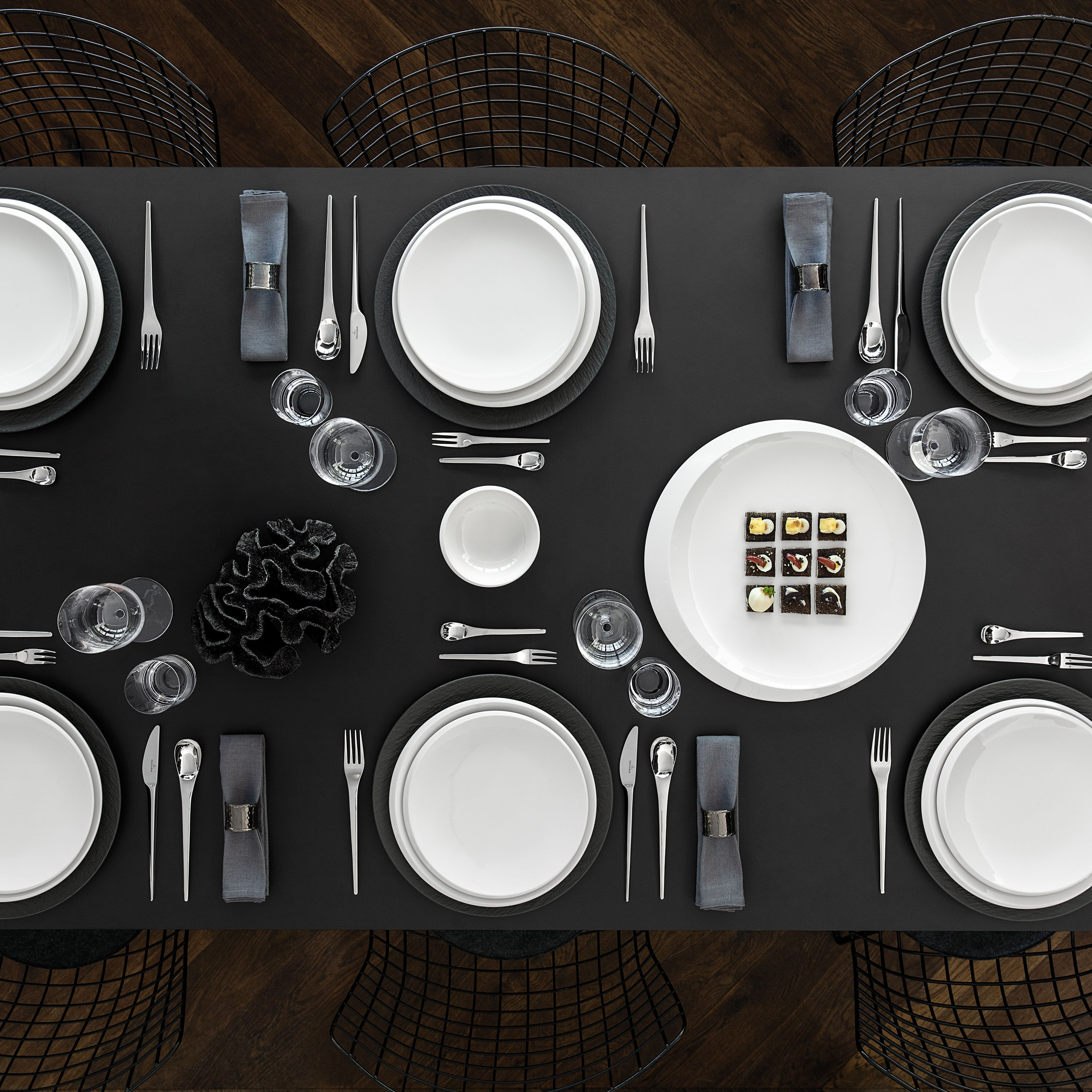 NewMoon Serving/ Under Plate - White, 14.5'', Premium Porcelain