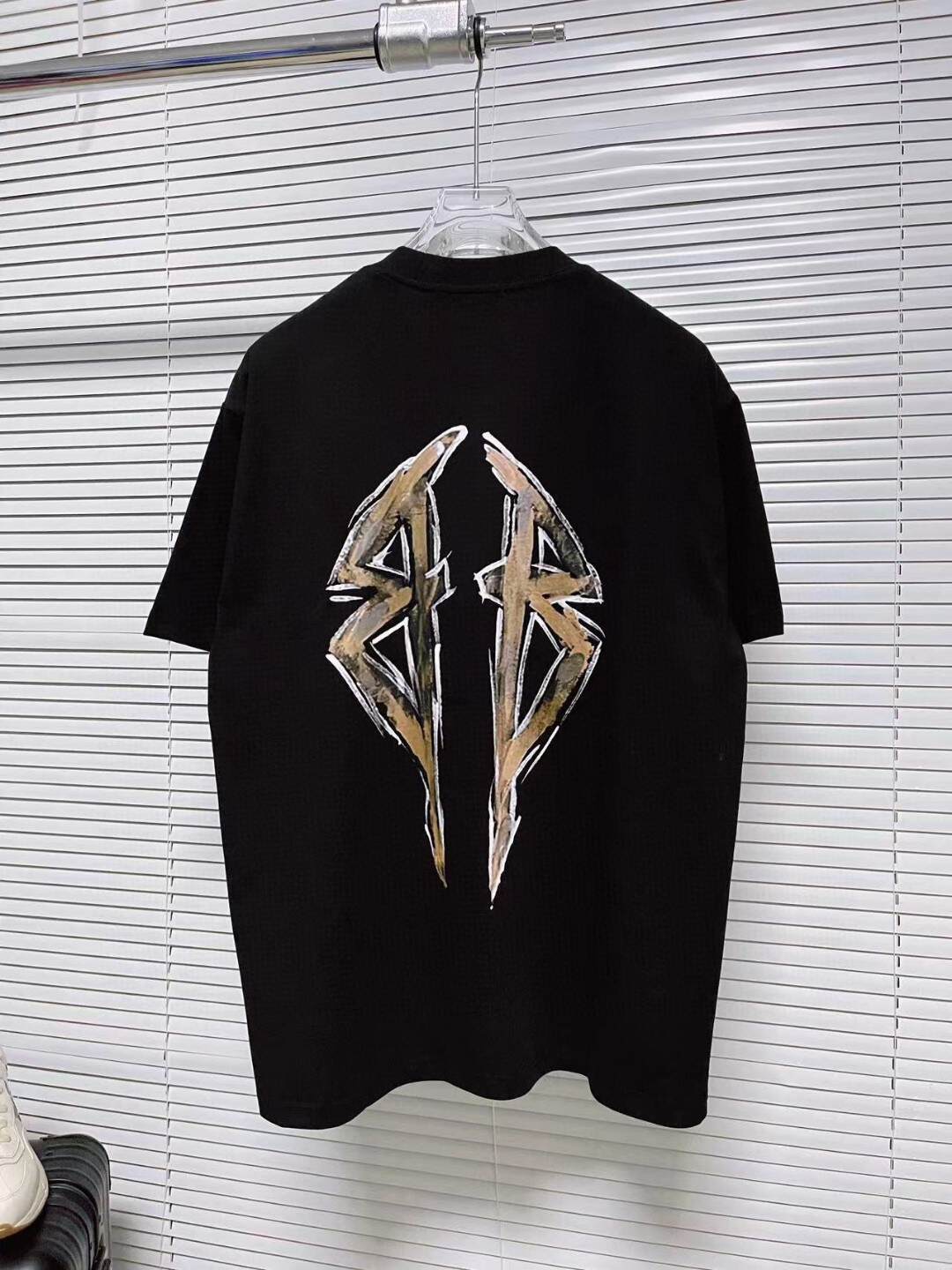 【BALENCIAGA】（バレンシアガ ）半袖 男女兼用半袖Tシャツ