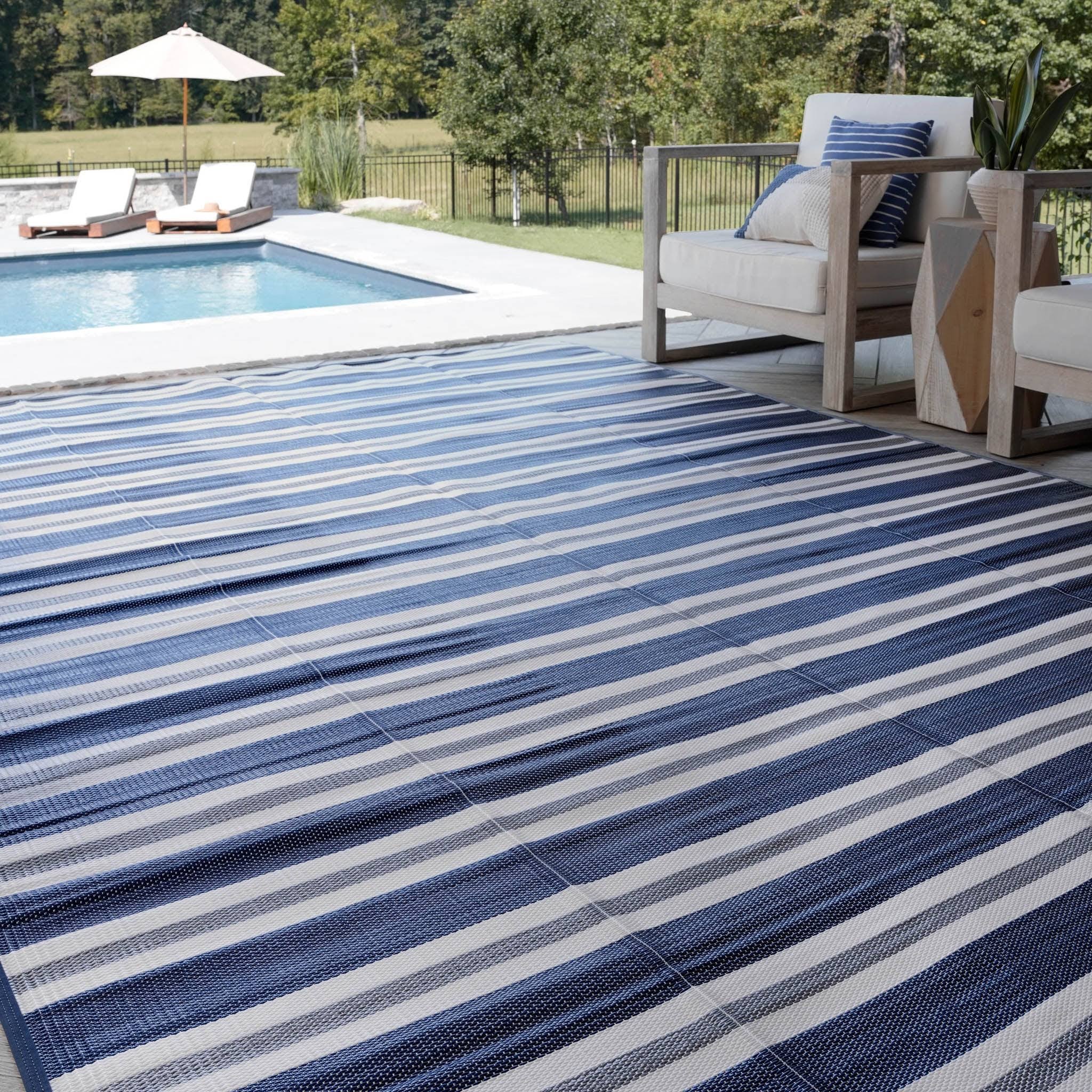 Lalune Beach Stripe Indoor/Outdoor Area Rug - Navy/Gray - 4' x 5'11''