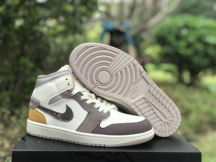 Air Jordan 1 Mid