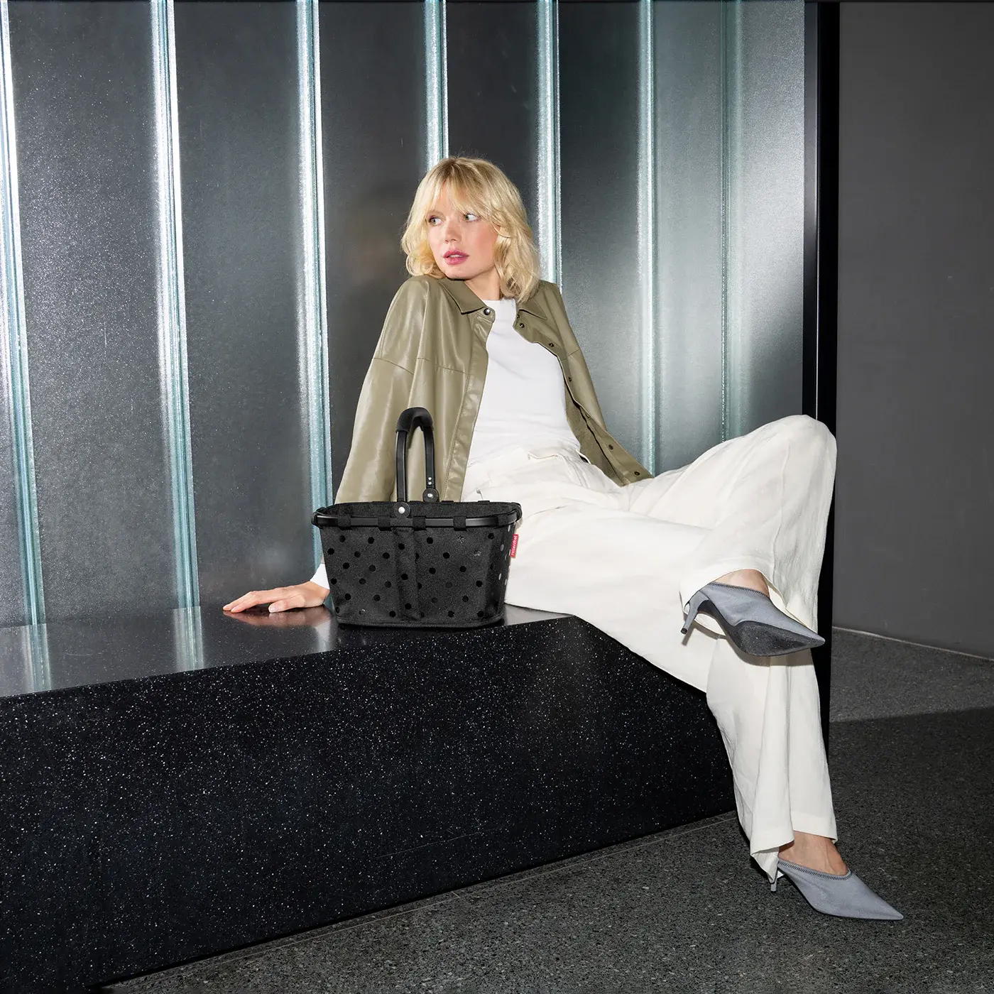 carrybag XS frame glossy dots black