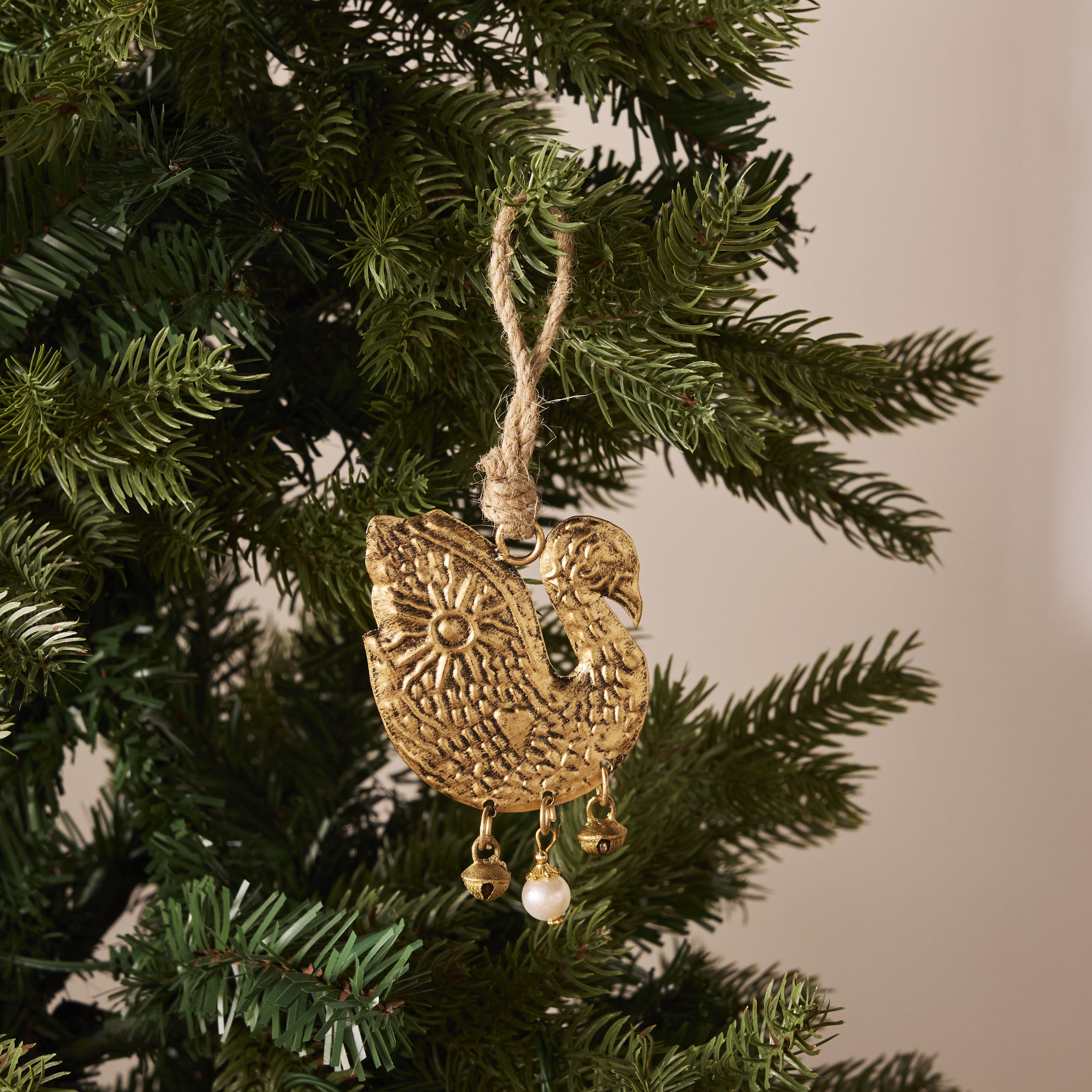 Heirloom Swan Christmas Ornament