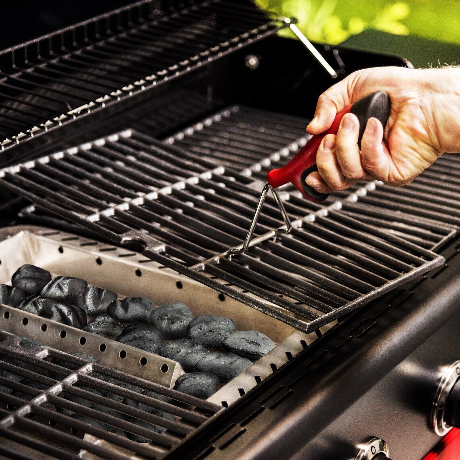 Gas2Coal 4-Burner LP Gas & Charcoal Outdoor Combination Grill