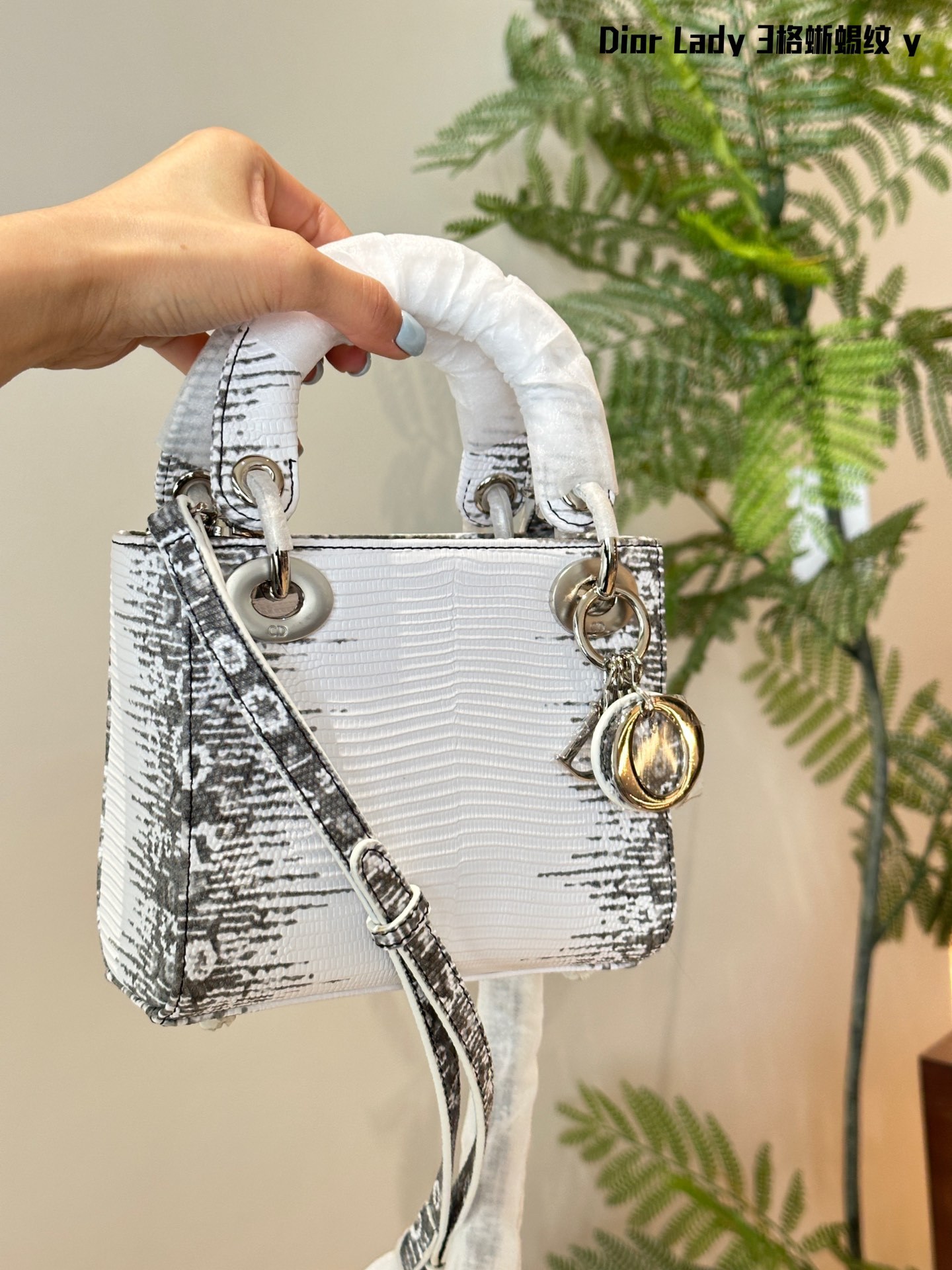 CD new arrival lady bag size;17cm