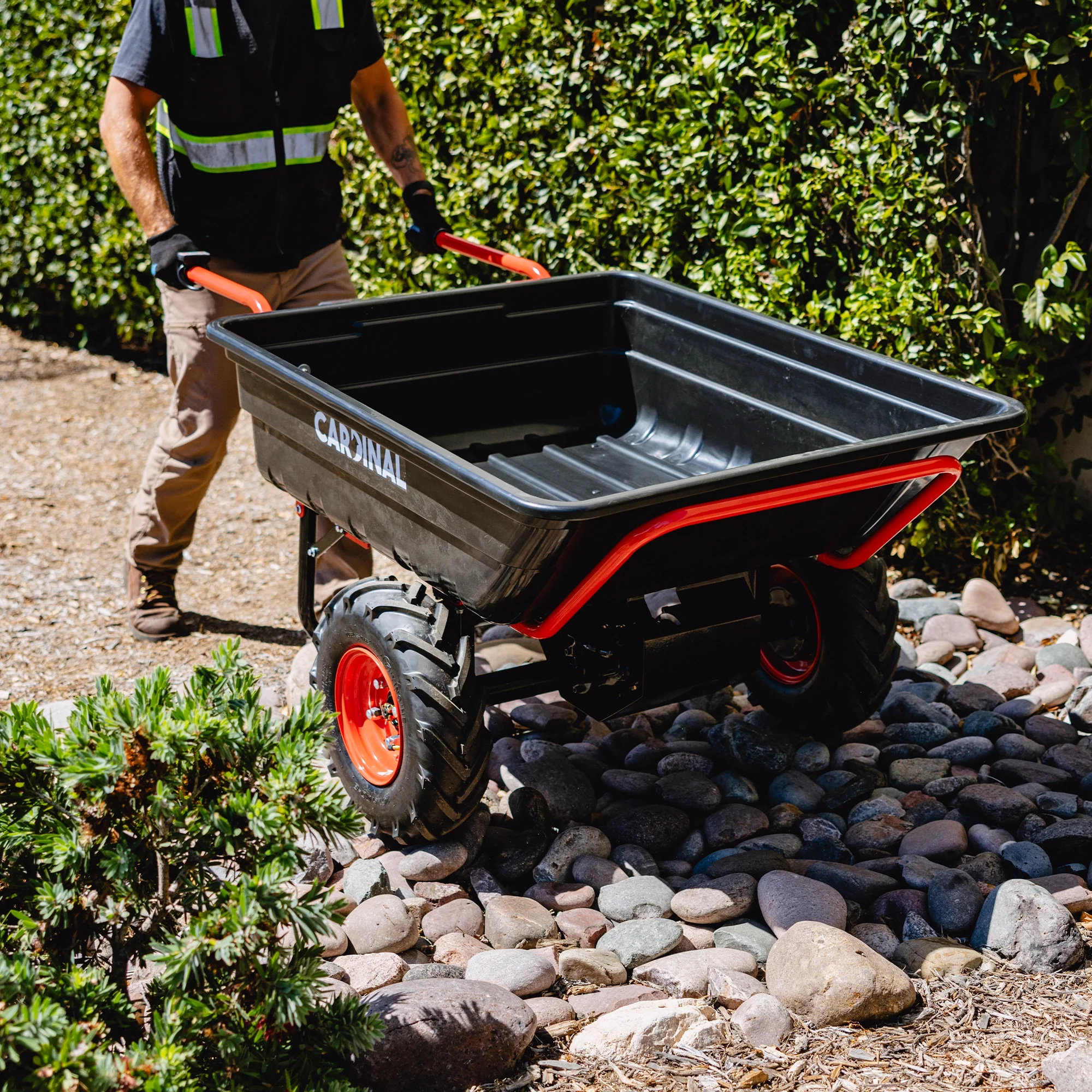 Heavy Duty Electric Utility Cart 40V Battery-Powered Wheelbarrow 660-lb. Bucket Capacity - Image 2