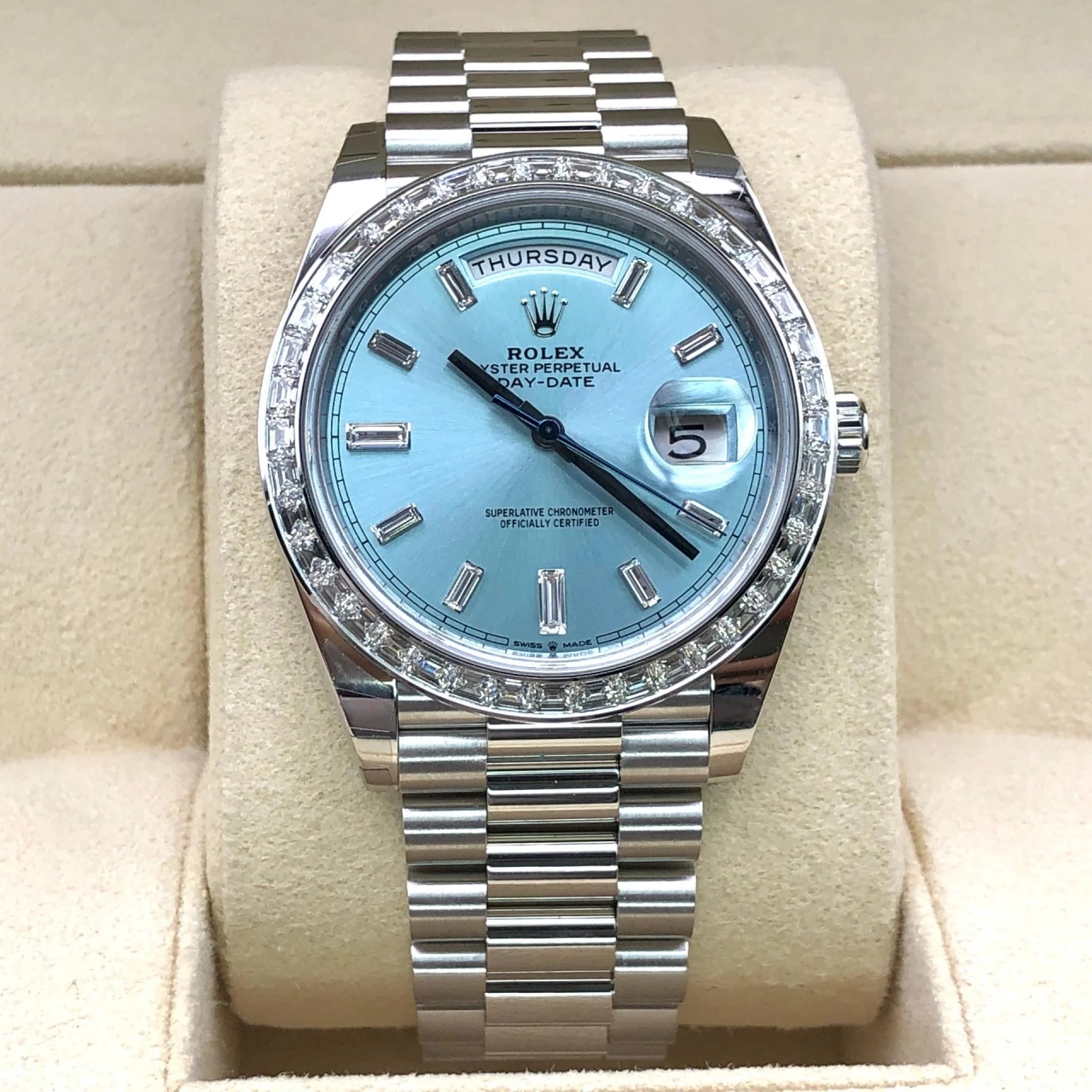 [Super Clone]RLX Day-Date 40mm 228396TBR-0002 Ice Blue Diamonds Dial
