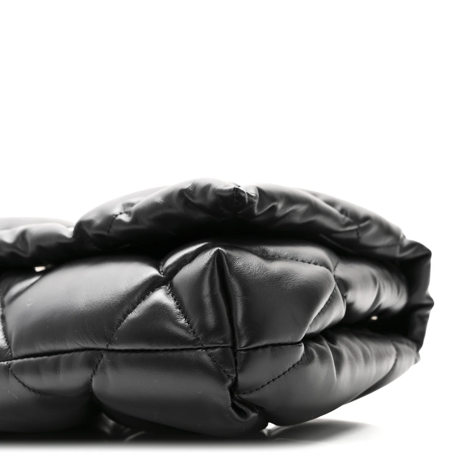 Nappa Calfskin Quilted Touch B Puffy Clutch Black