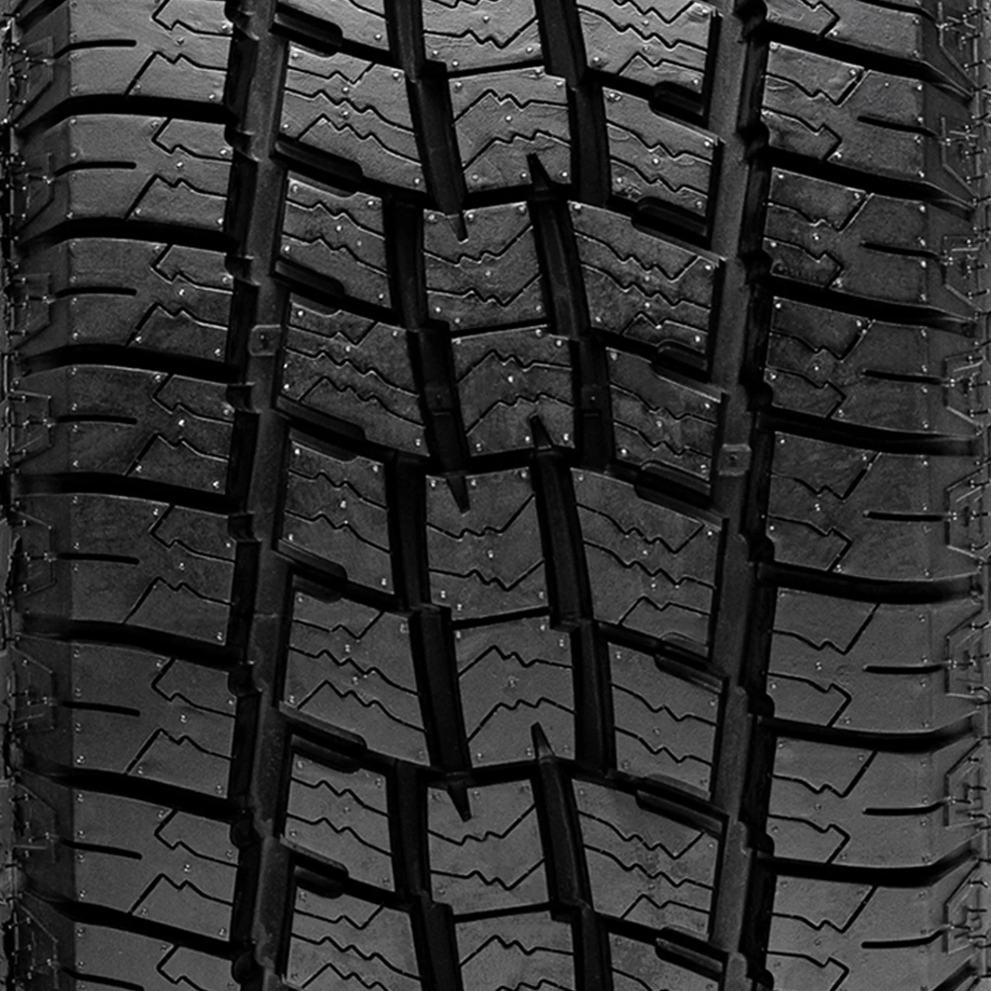 Lionhart Lionclaw ATX2 235/75R15 110 S Tire