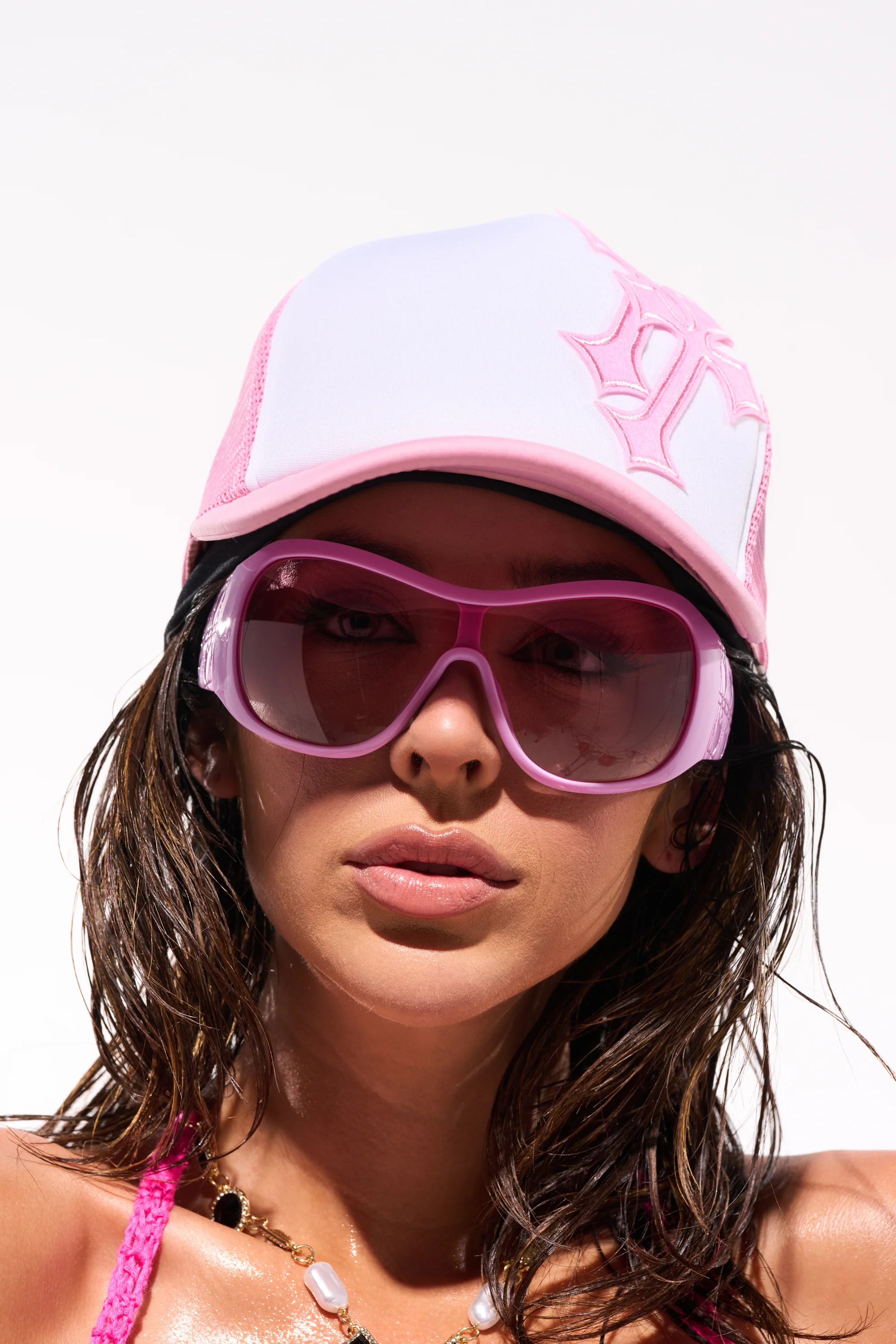 BUBBLEGUM SUNGLASSES - Akira Store