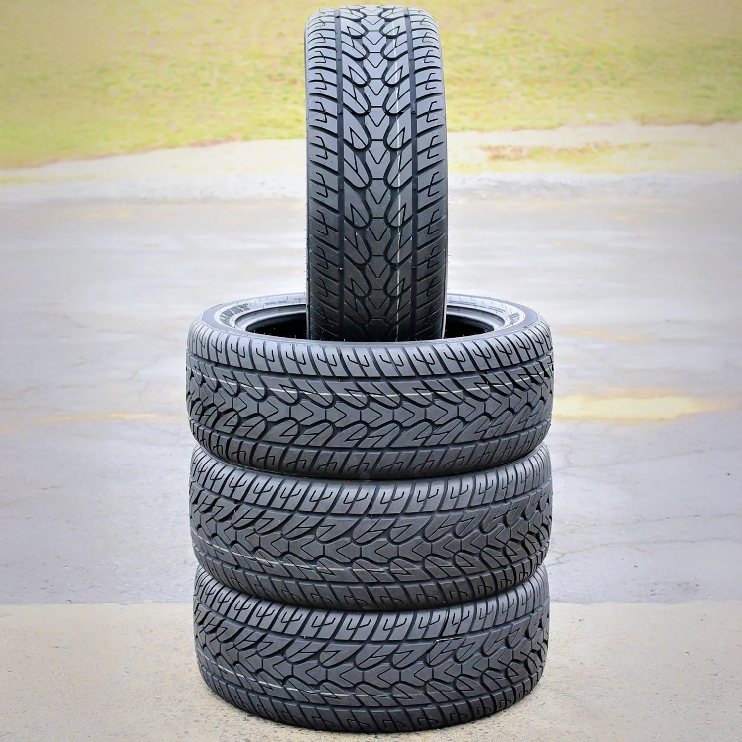 Set of 4 HS266 285/45R22 114V XL Performance a/s All Season Tires Image 10