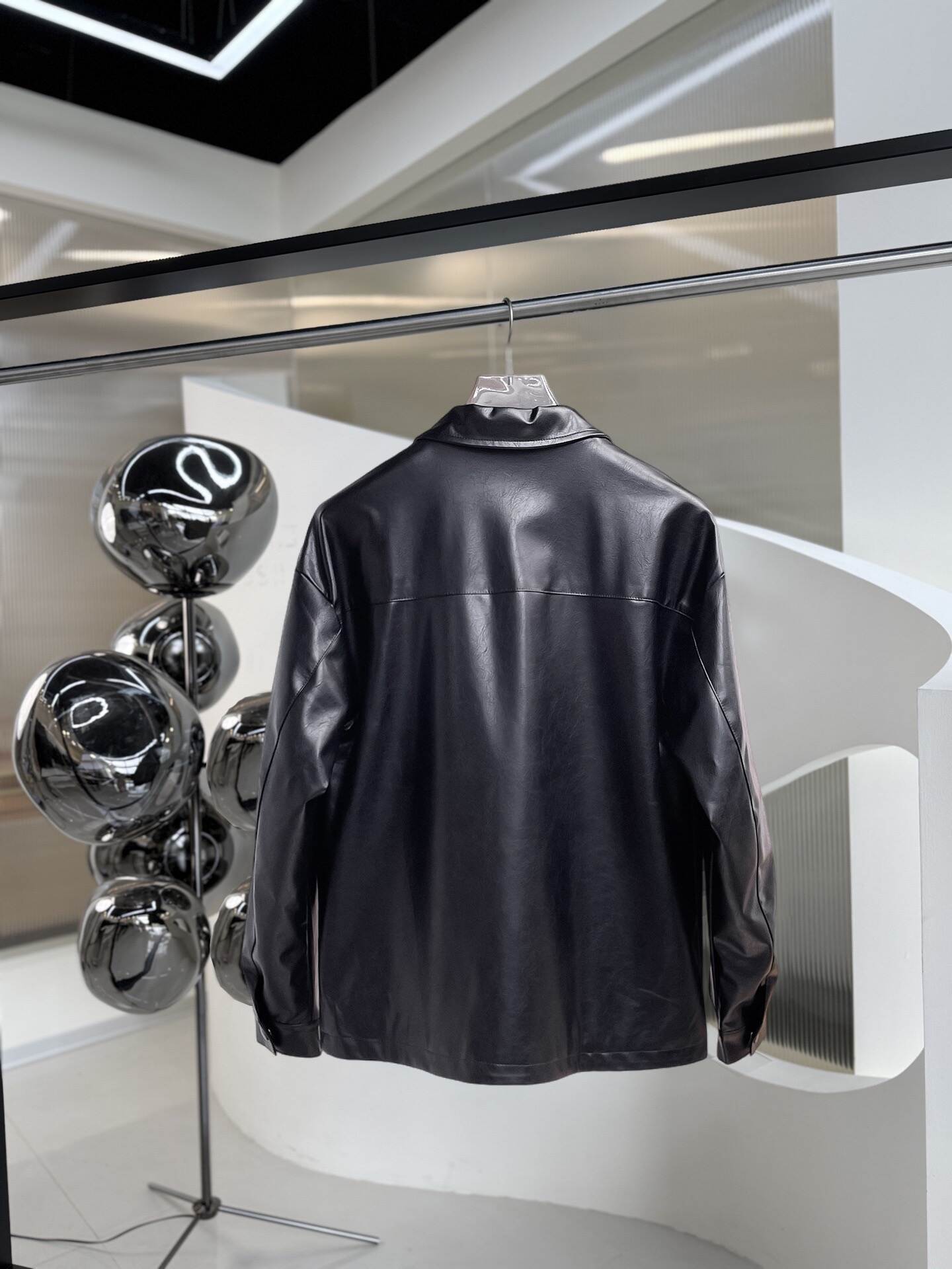 PRADA秋冬新作 トライアングルロゴ レザージャケット メンズMONCLER