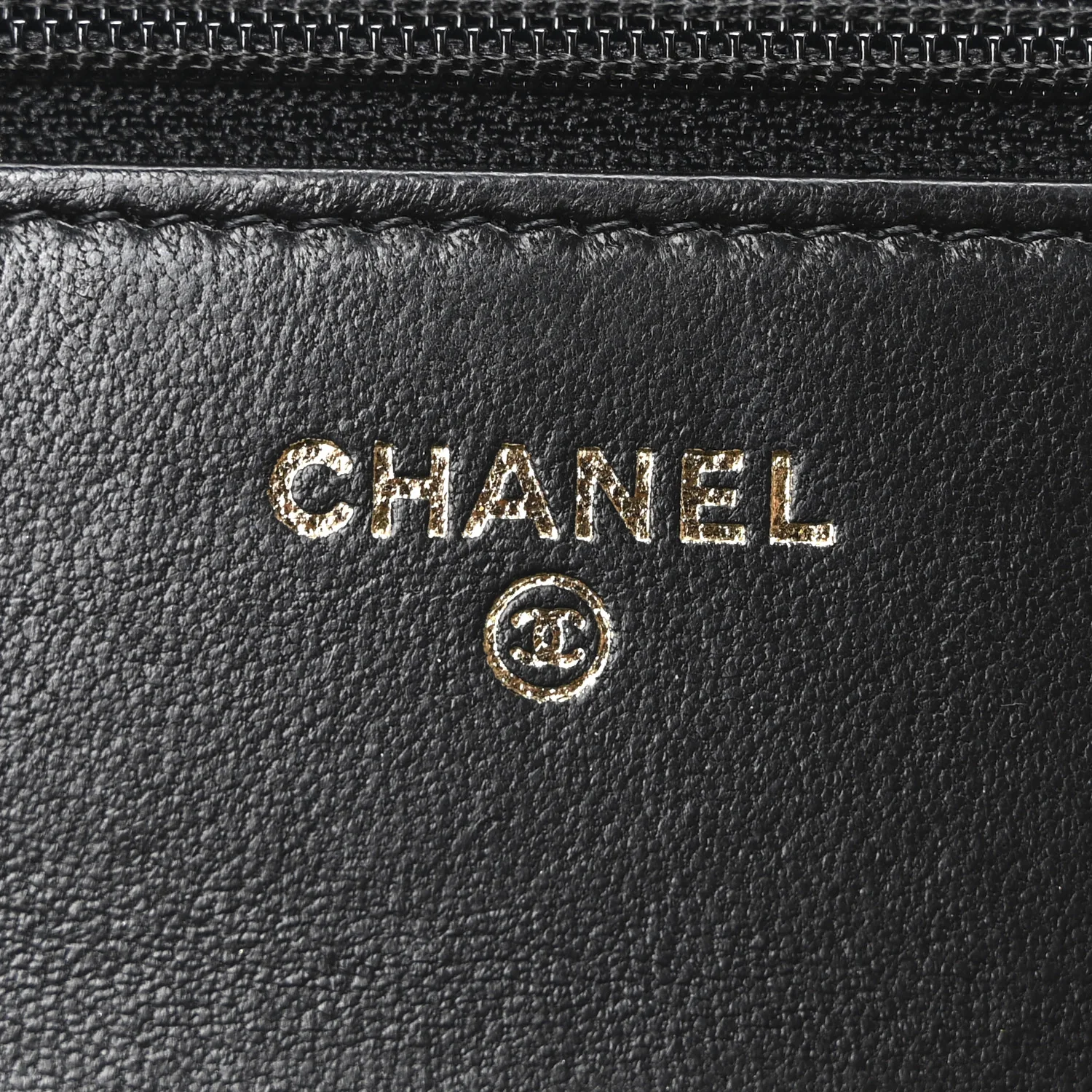 Lambskin Quilted Golden Class Wallet on Chain WOC Black