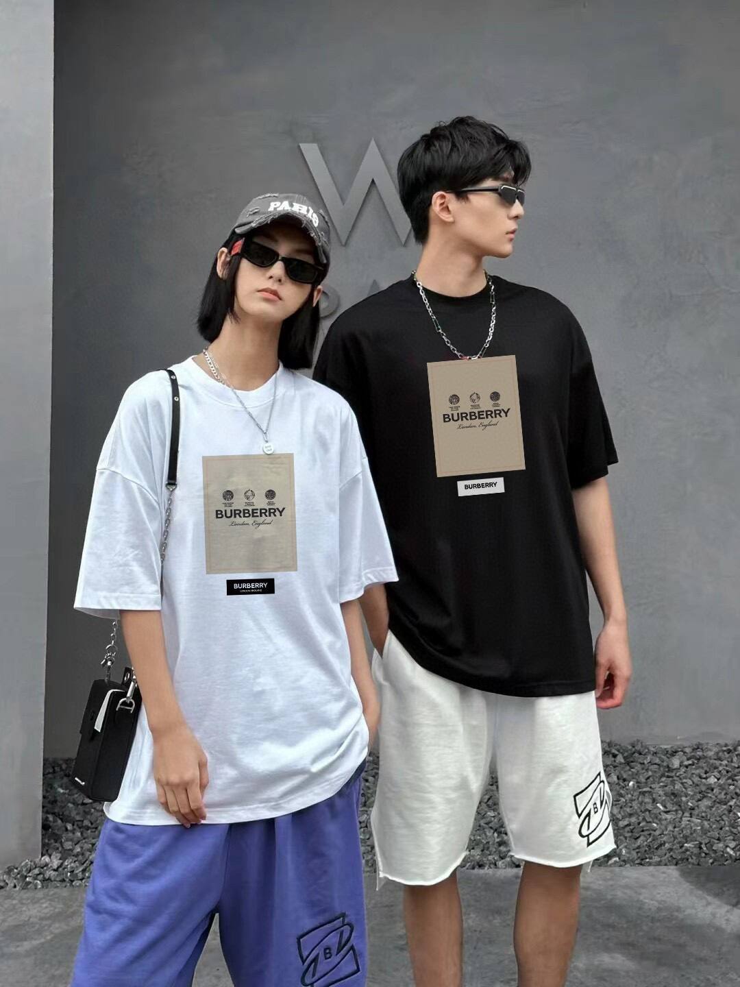 【Burberry】（バーバリー )半袖 男女兼用、ご好評に付き再入荷！半袖Tシャツ