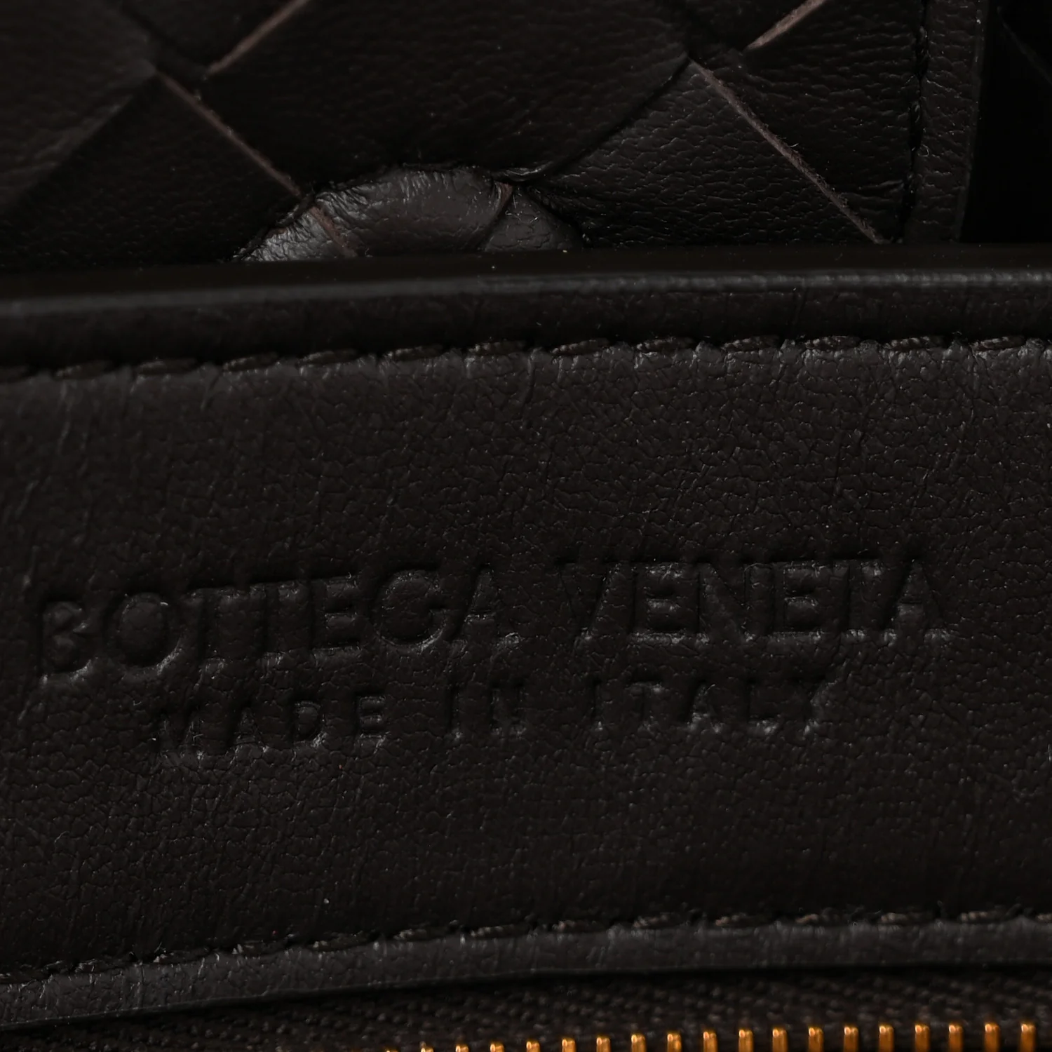 Nappa Intrecciato Medium Andiamo Shoulder Bag Fondant