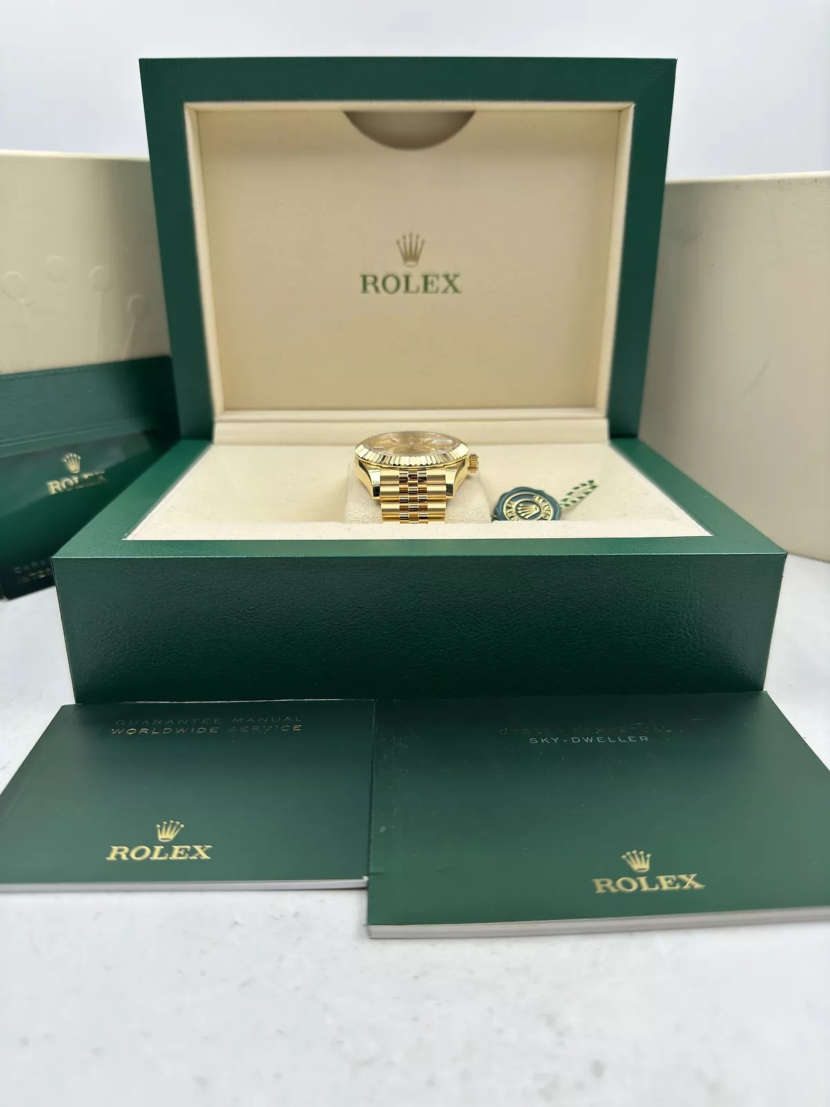 [Super Clone]RLX  Sky-Dweller 42mm Yellow Gold Champagne Dial Jubilee - 336938