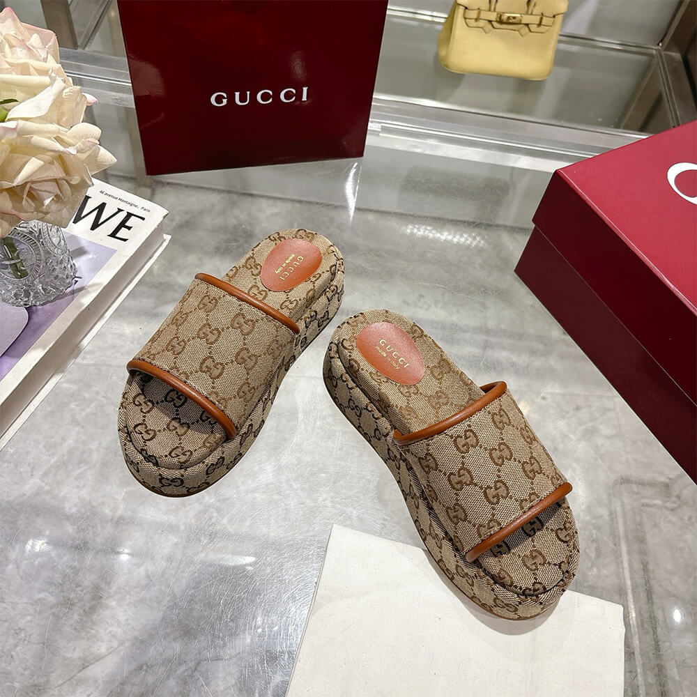 GUCCI Women s GG platform sandal