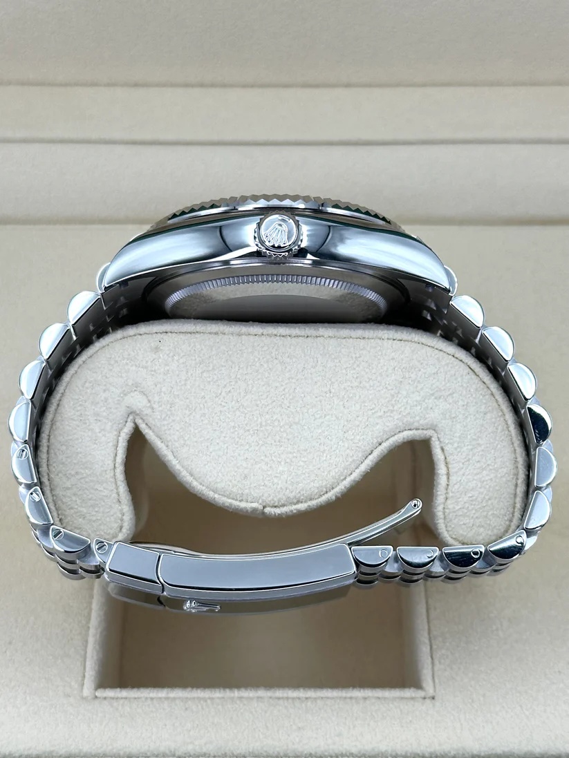 [Super Clone]RLX  Sky-Dweller 42mm Stainless Steel Green Dial Jubilee - 336934