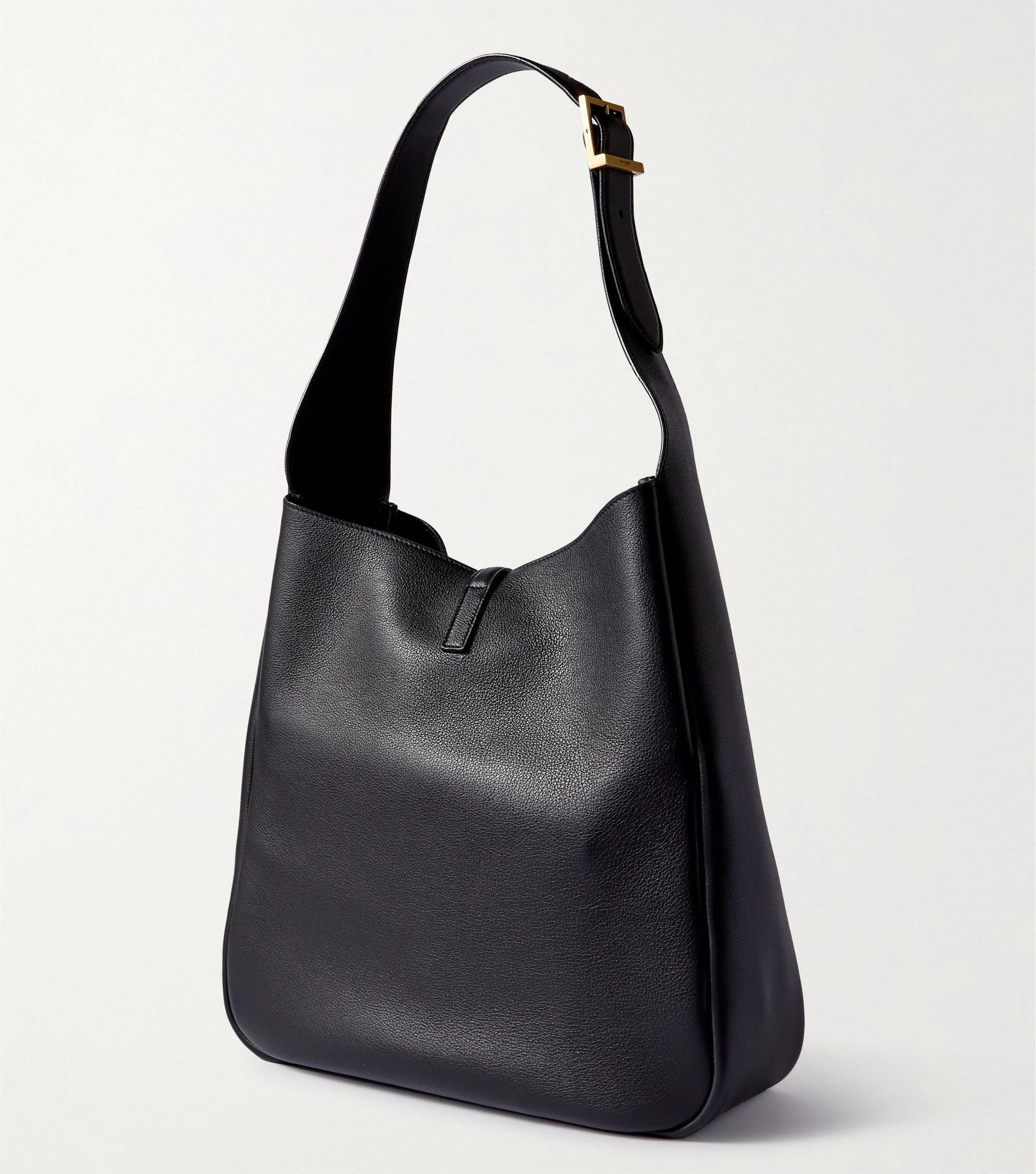 SAINT LAURENT Le 5 �� 7 Supple large leather shoulder bag