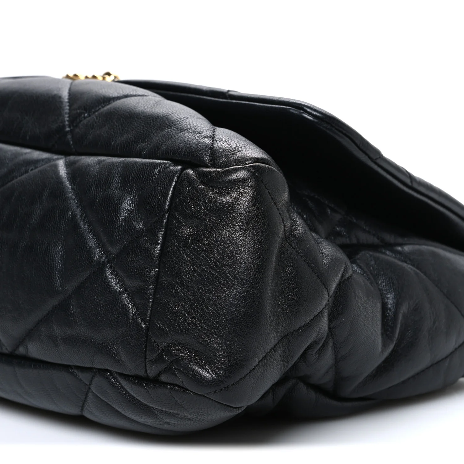 Shiny Goatskin Quilted Maxi Chanel 19 Flap Black